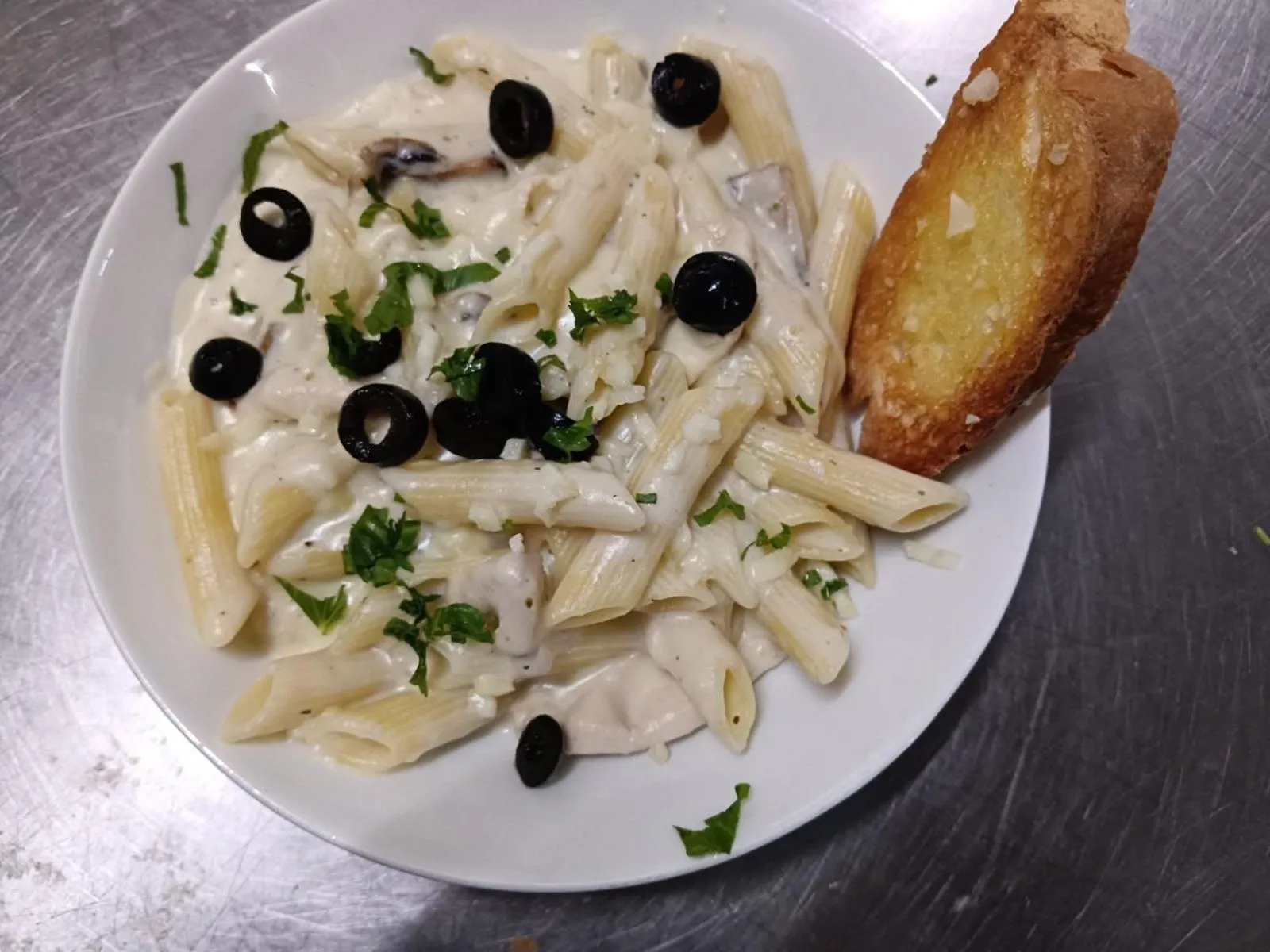 Food in Khanna Fiesta - A Bergamont Hotel, Vellore