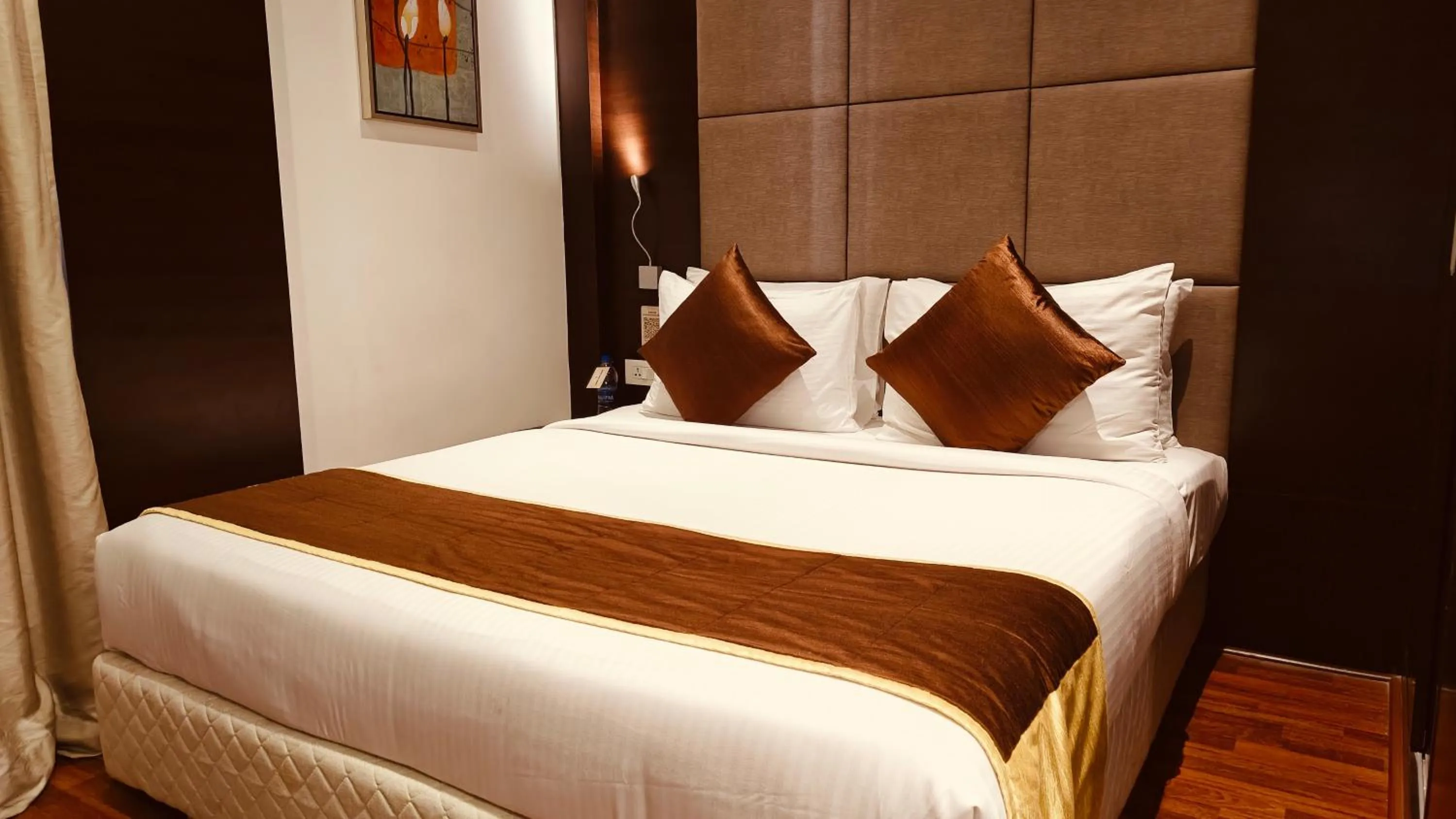 Bed in Khanna Fiesta - A Bergamont Hotel, Vellore