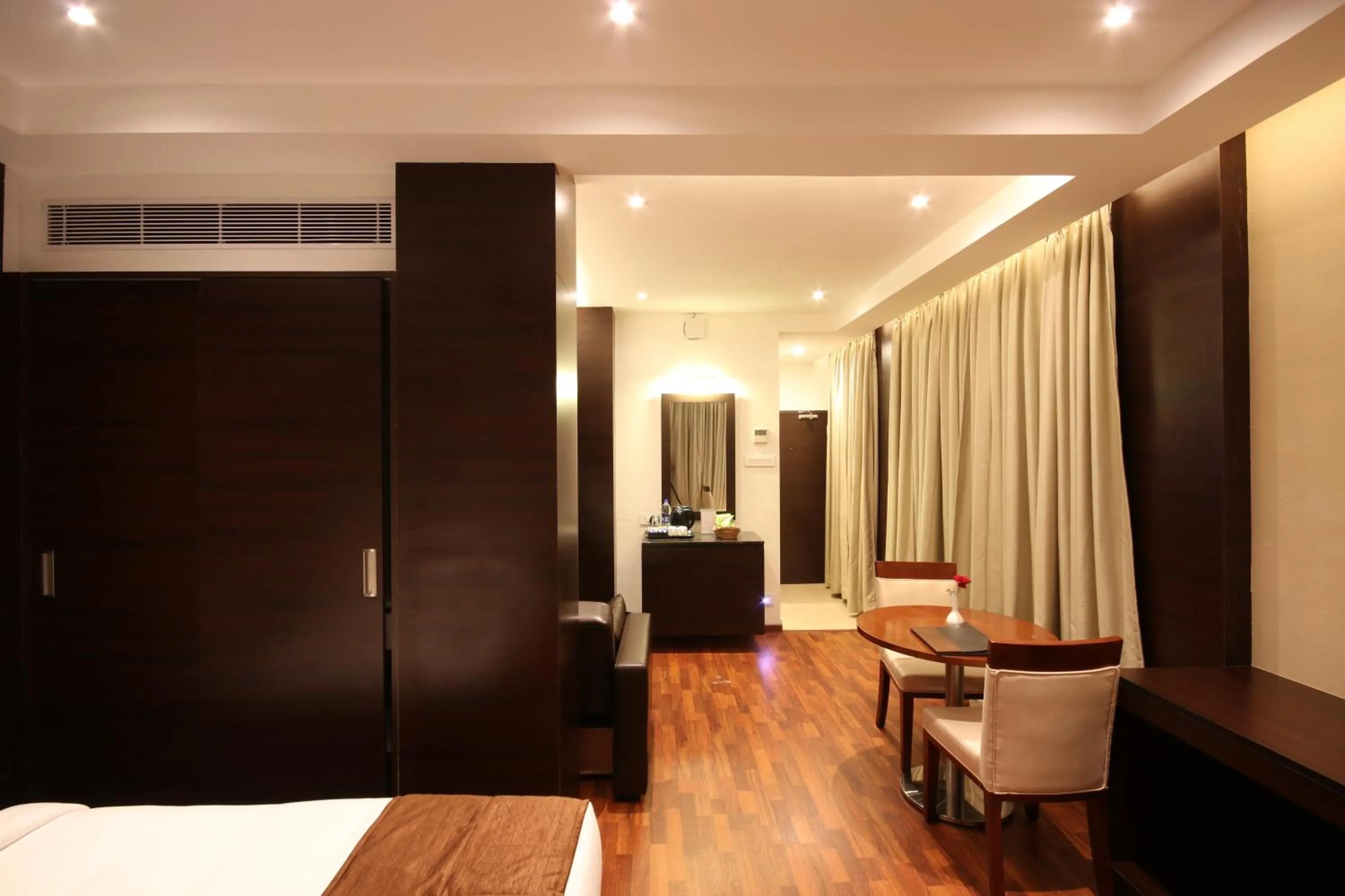 Bed in Khanna Fiesta - A Bergamont Hotel, Vellore