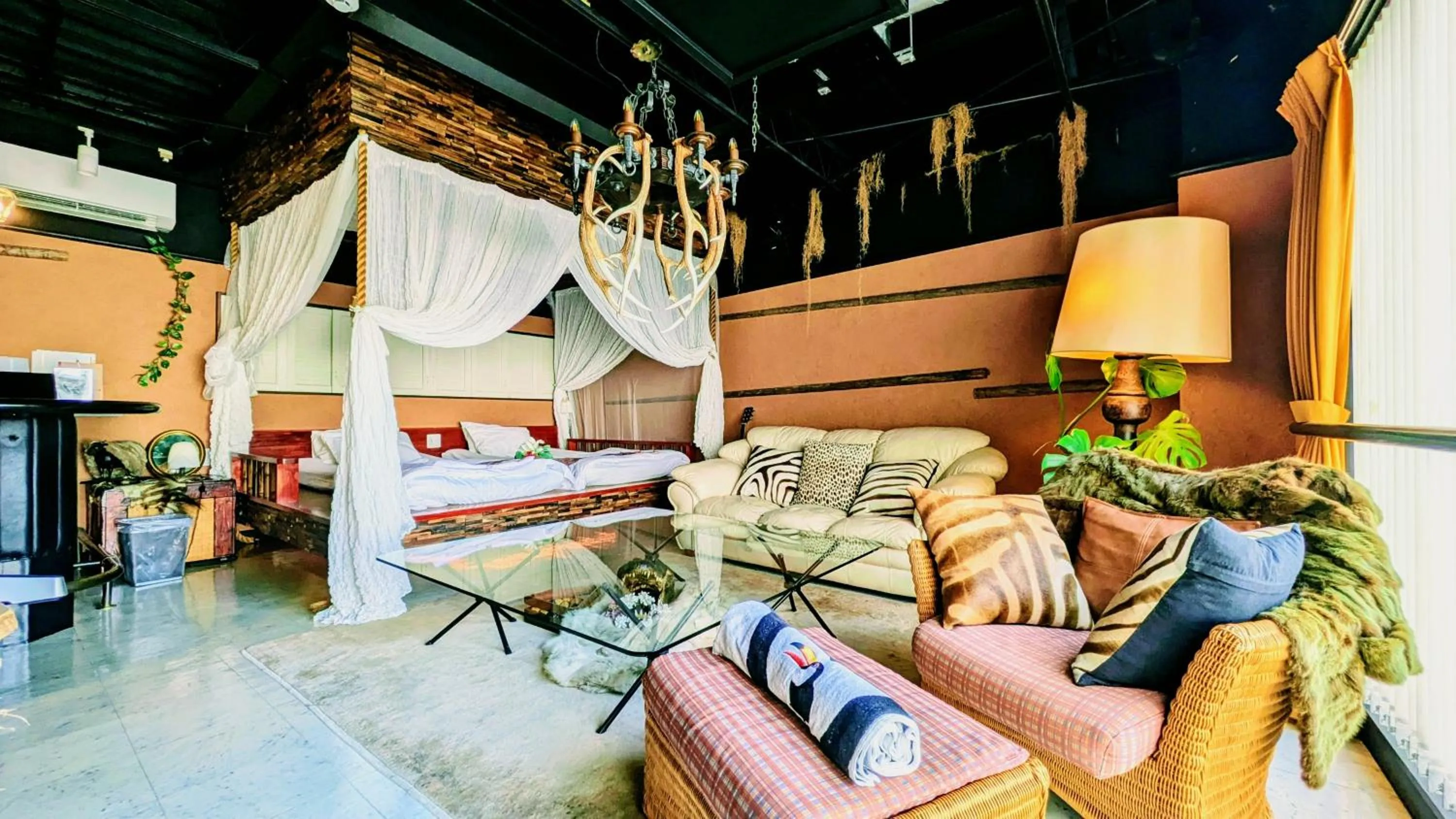 Living room in Yadoya Lodge