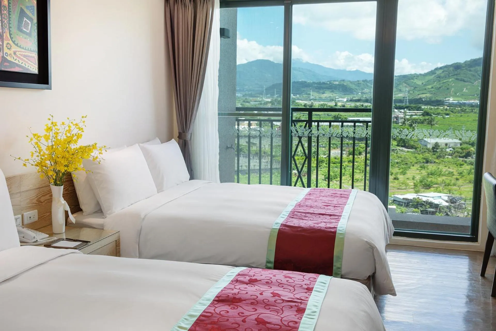 Photo of the whole room, Bed in Naruwan Galaxy Place