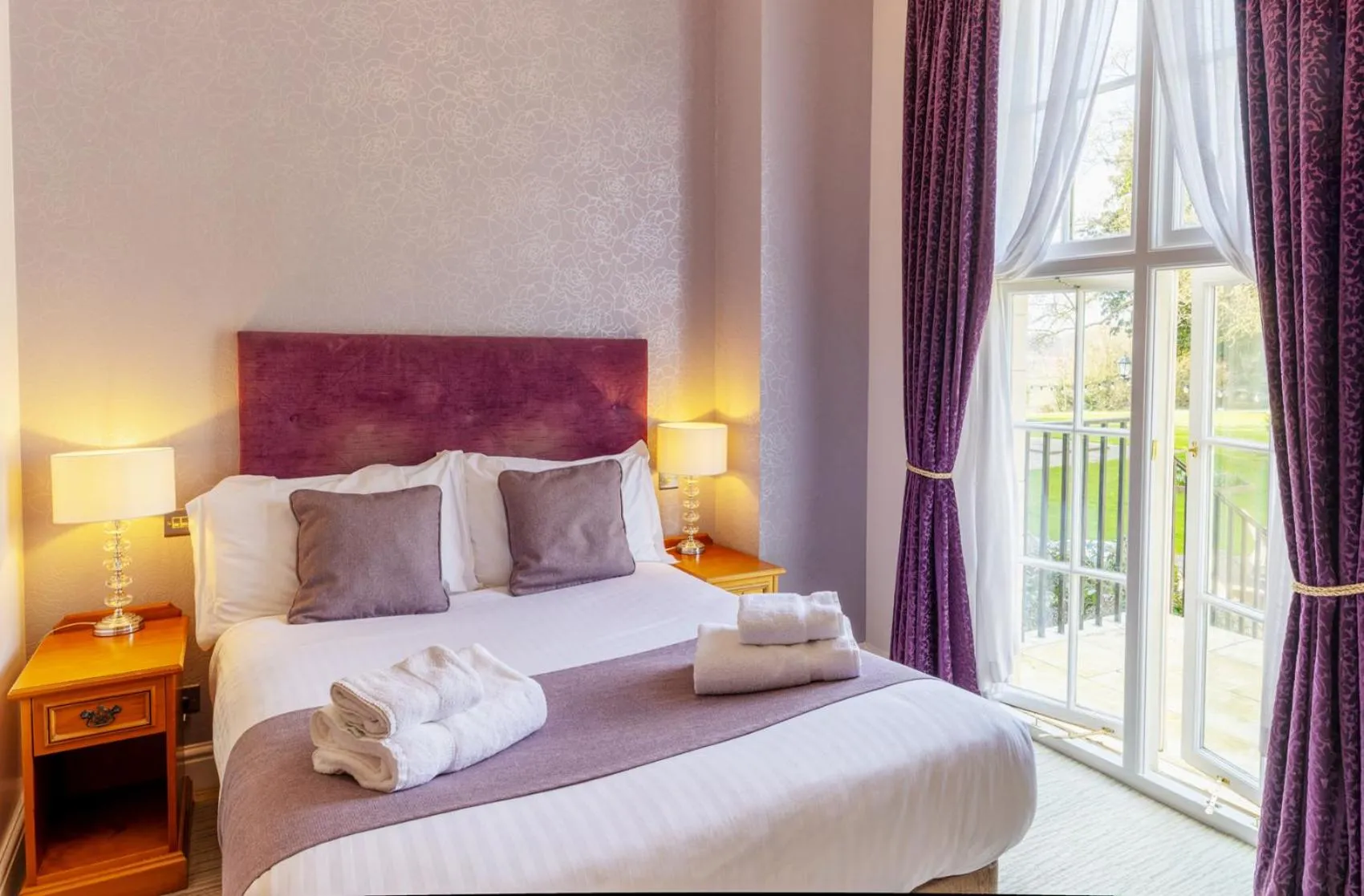 Bedroom, Bed in Hazlewood Castle & Spa