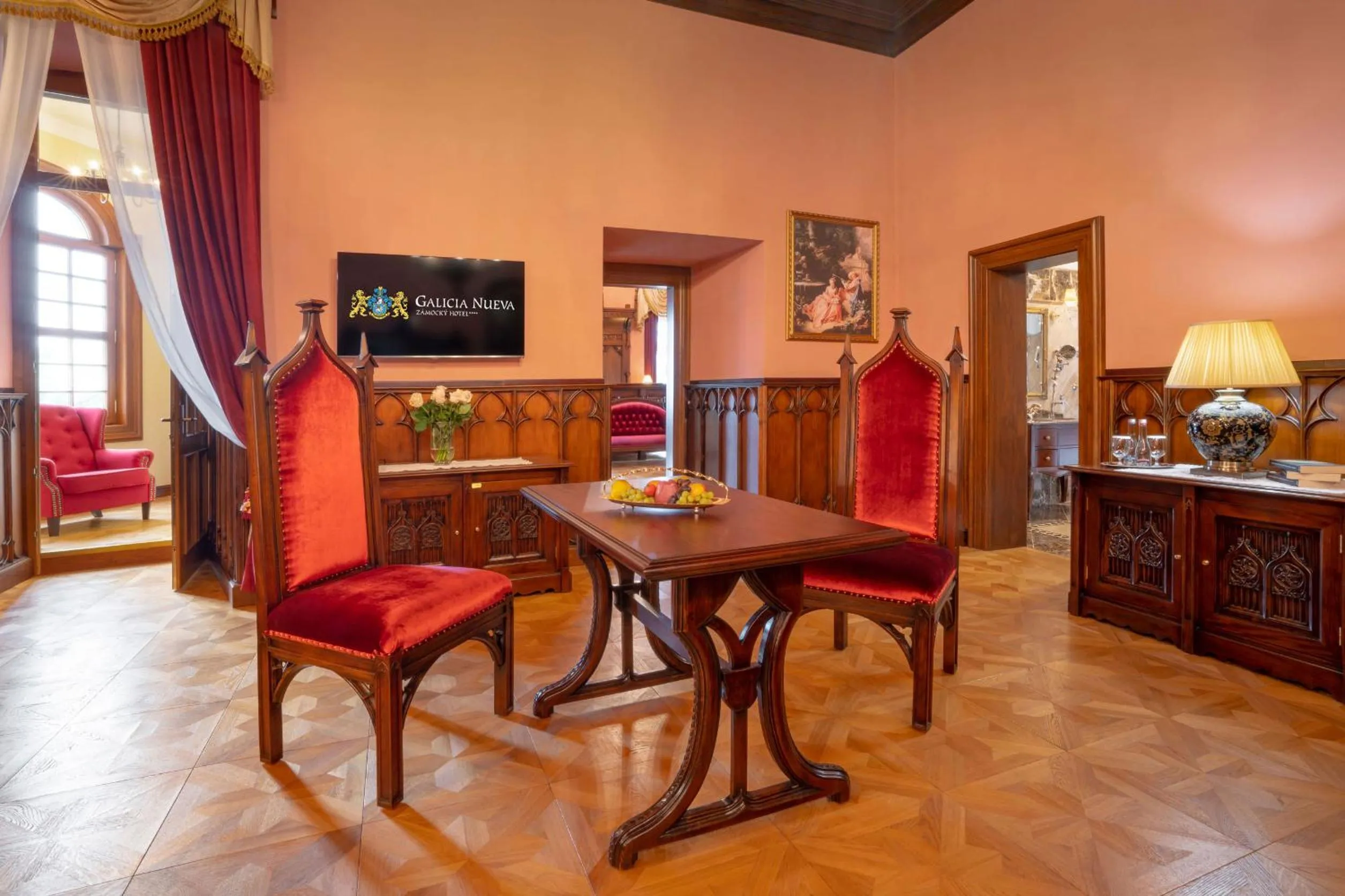 Photo of the whole room in Galicia Nueva, castle hotel