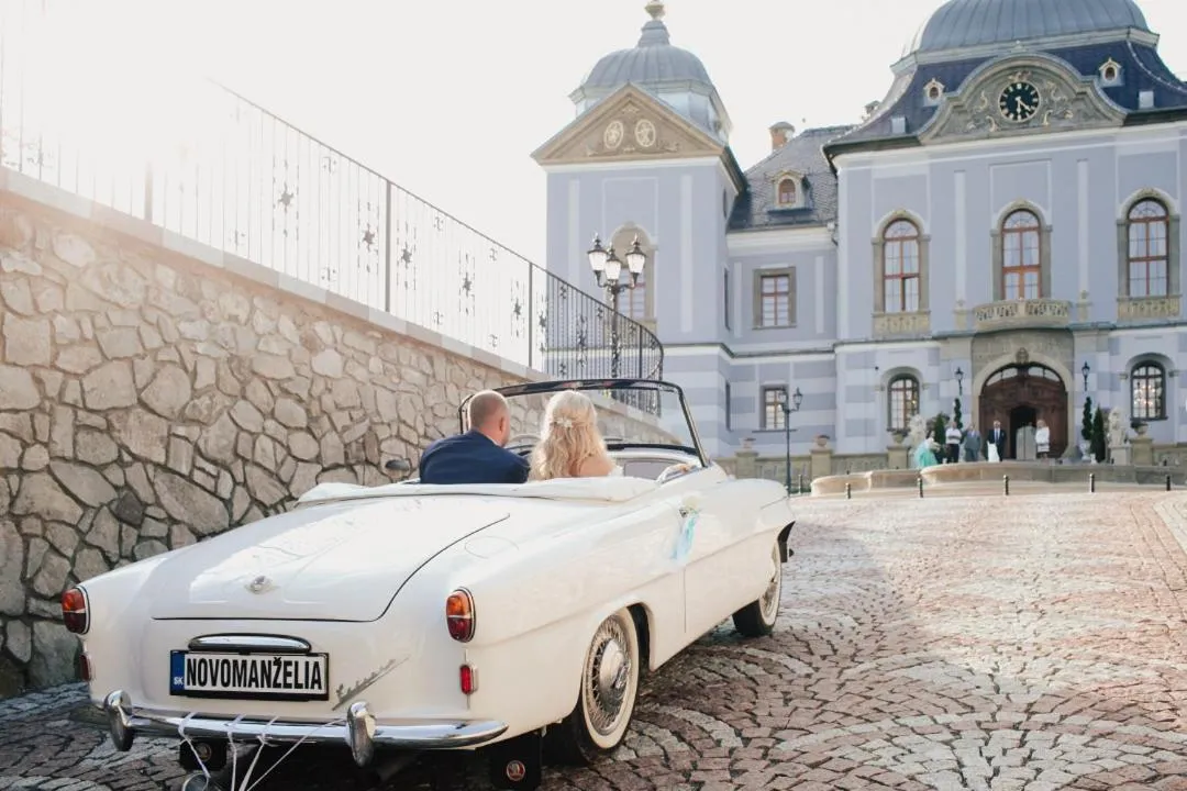 Property building in Galicia Nueva, castle hotel