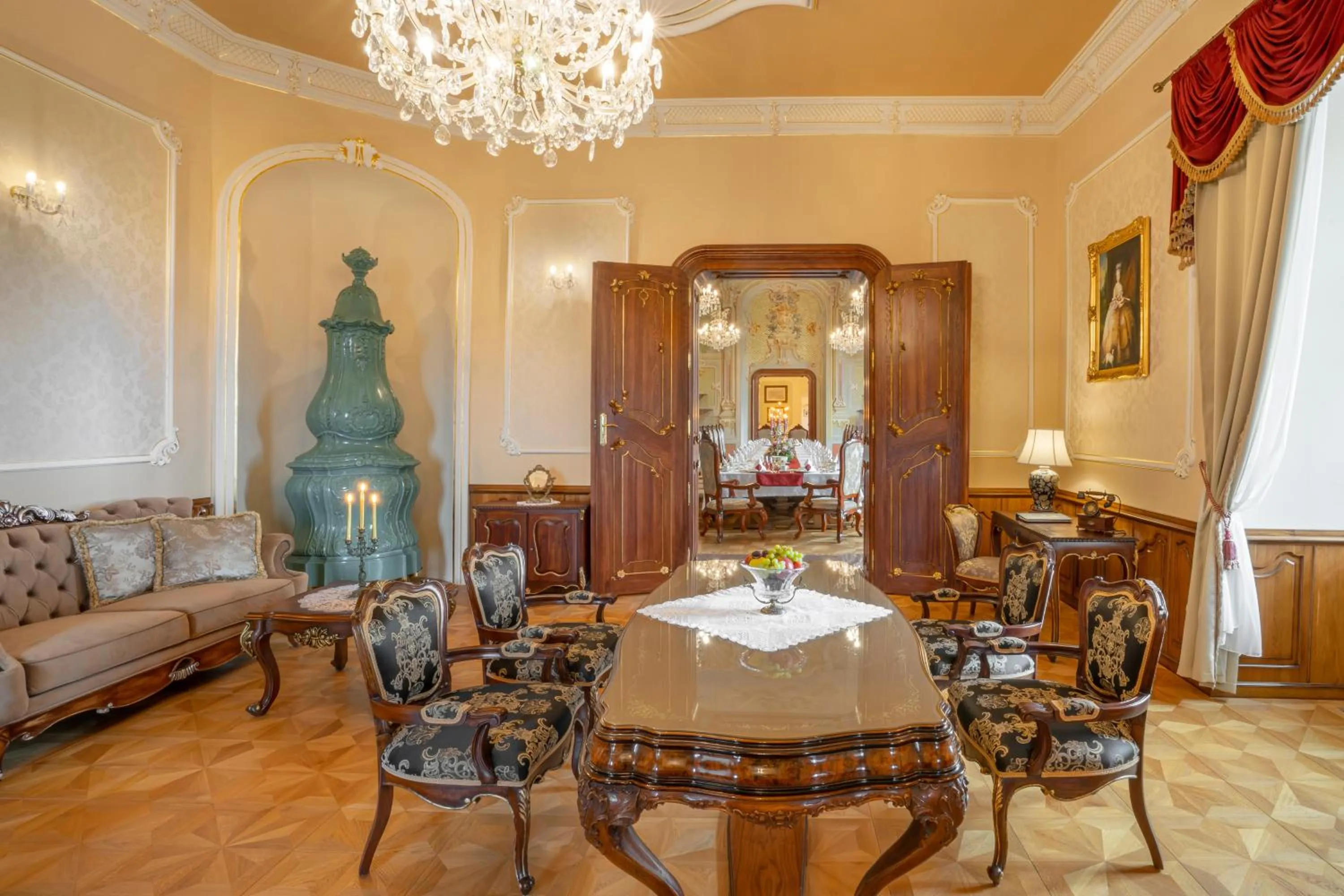 Dining area in Galicia Nueva, castle hotel