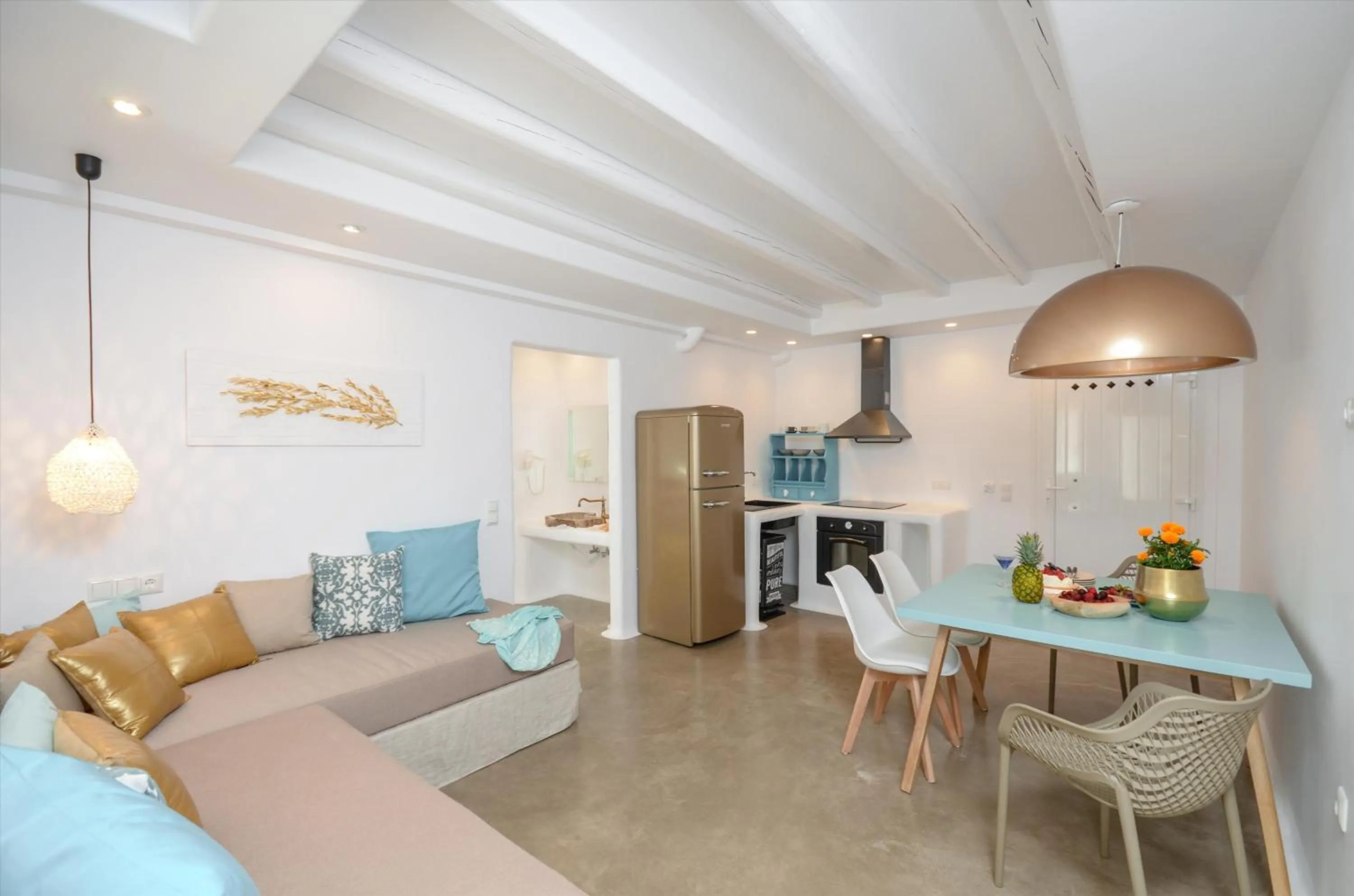 Kitchen or kitchenette in Ktima Lino