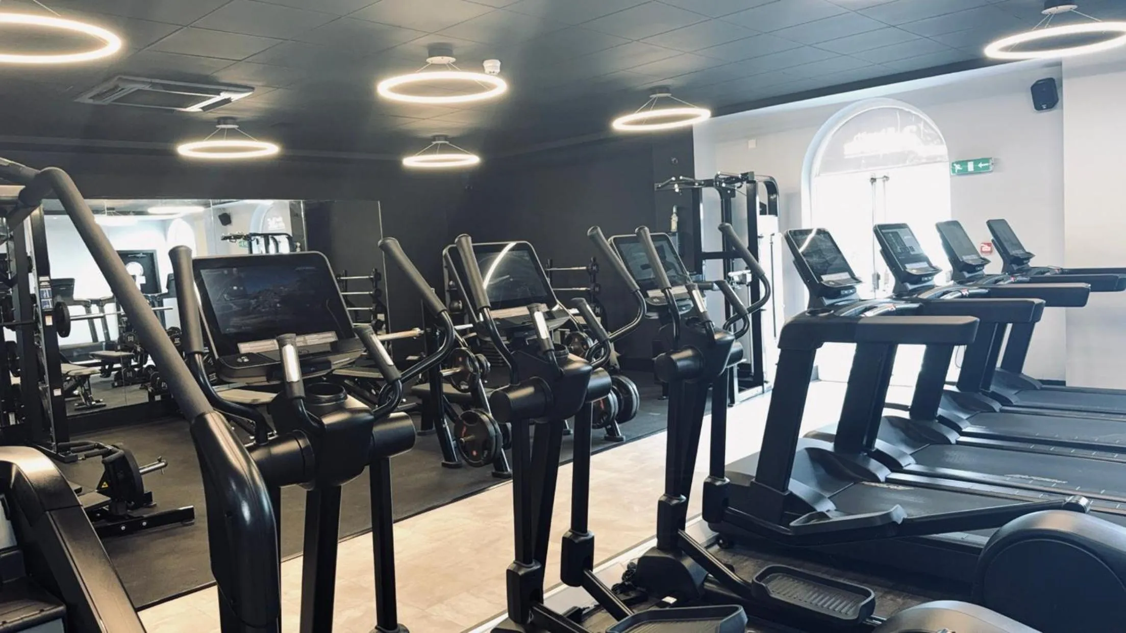 Fitness centre/facilities in Holiday Inn Corby Kettering A43 by IHG