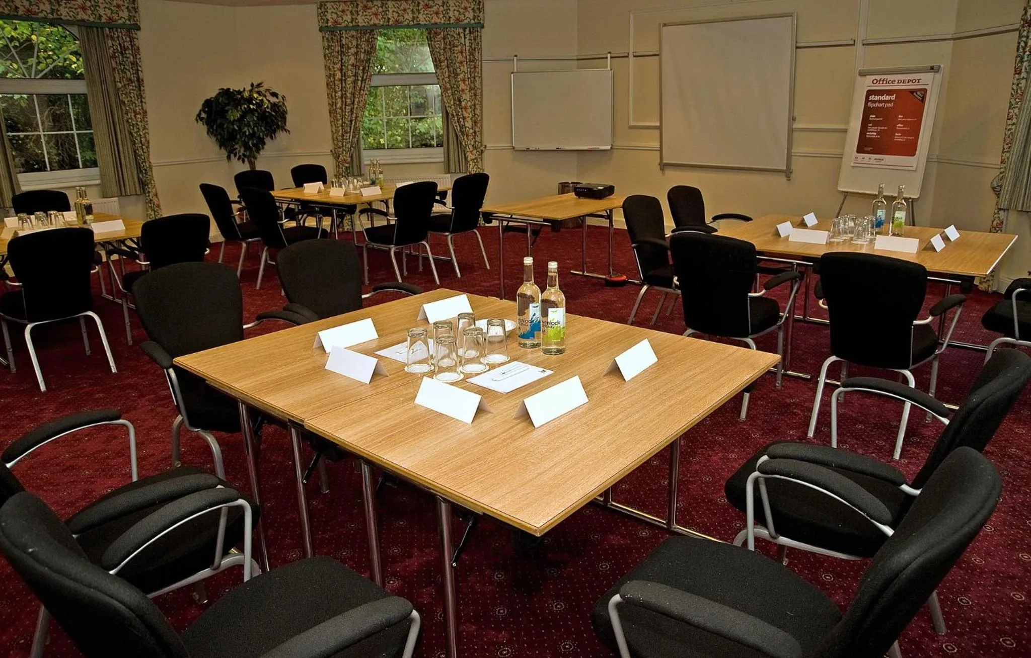 Meeting/conference room in Holiday Inn Corby Kettering A43 by IHG