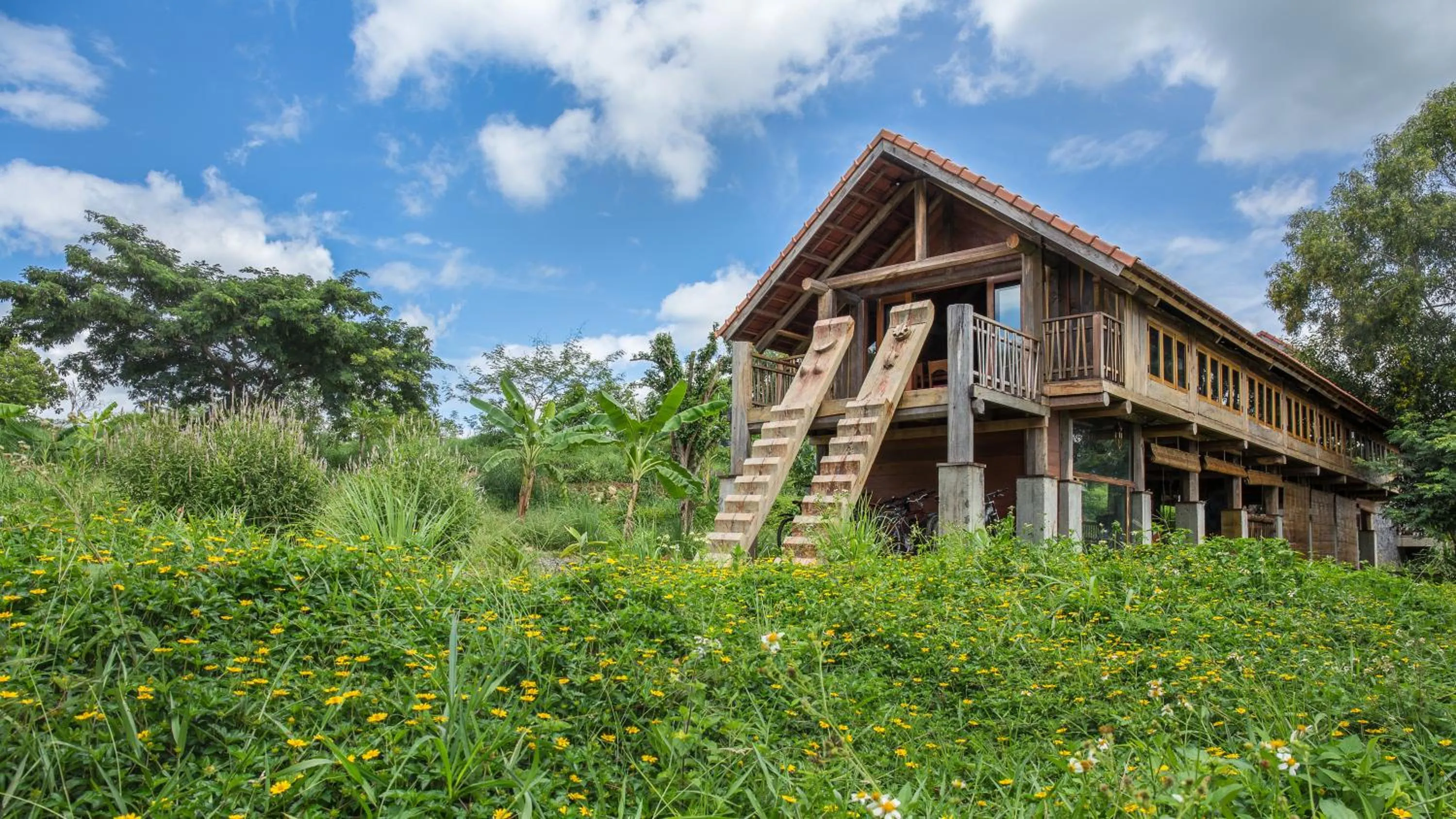 Restaurant/places to eat in Lak Tented Camp