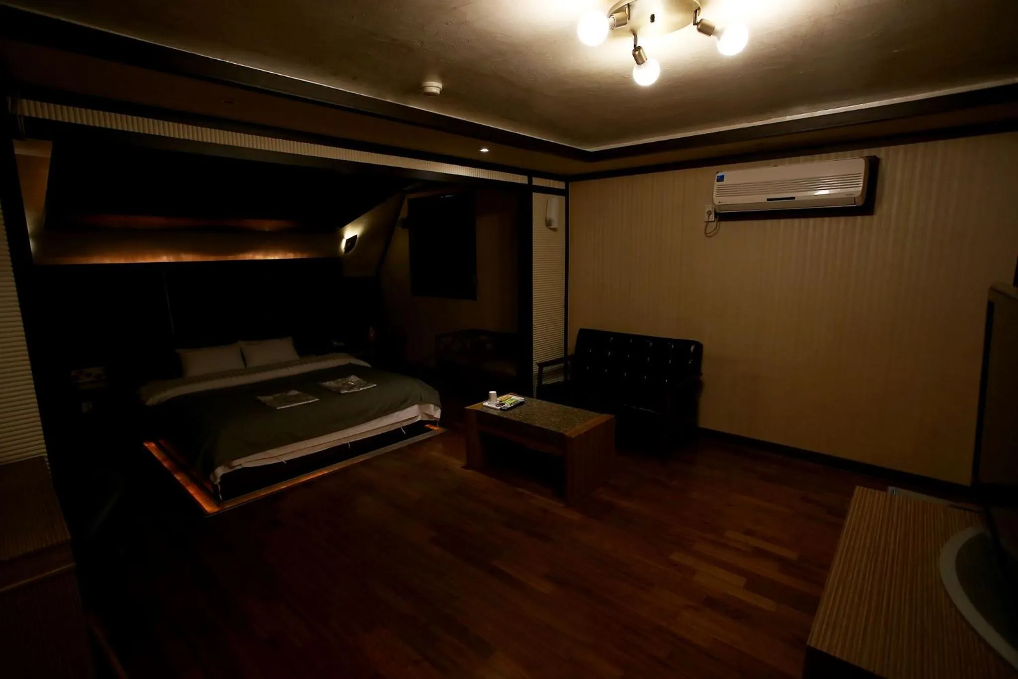 Room Photo in Mate Hotel