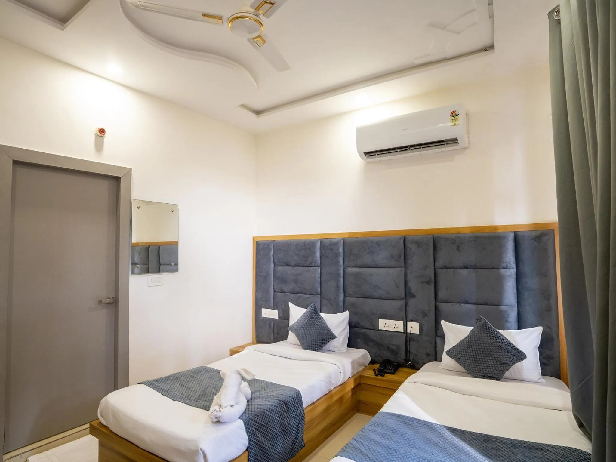 Bed in Moustache Agra