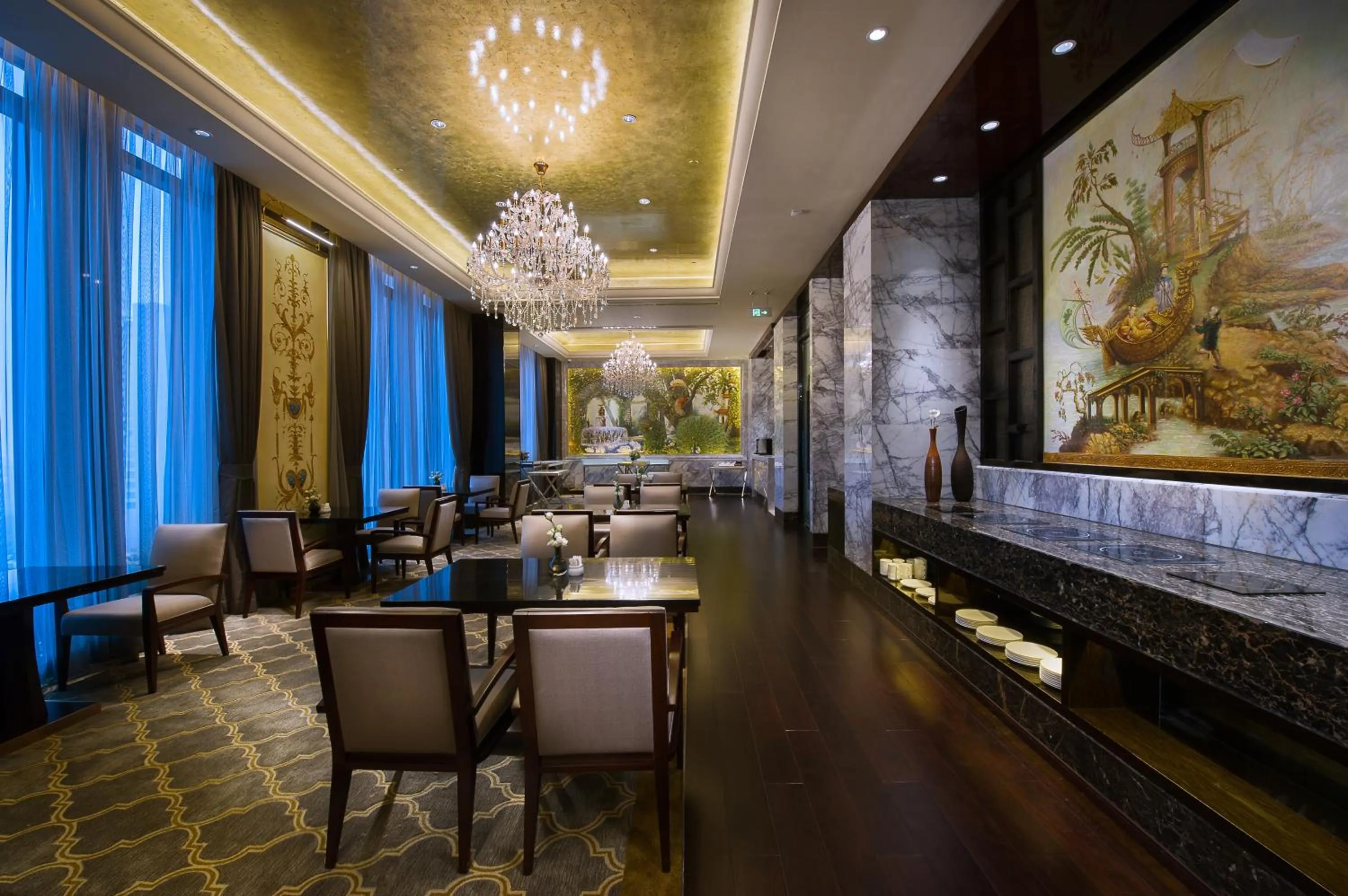 Restaurant/places to eat in Zhaolin Grand Hotel