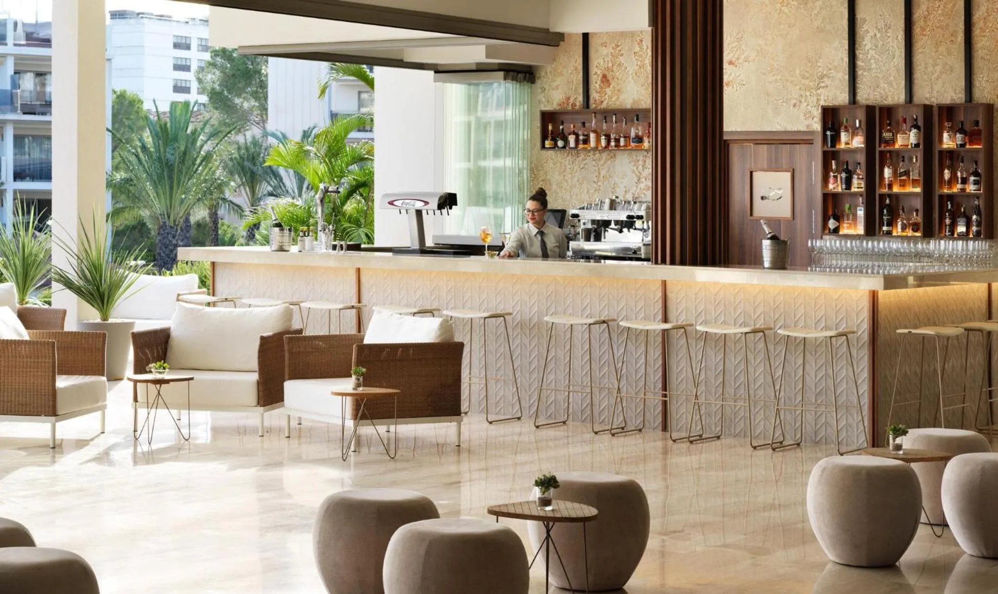 Lounge or bar in Zafiro Palace Palmanova