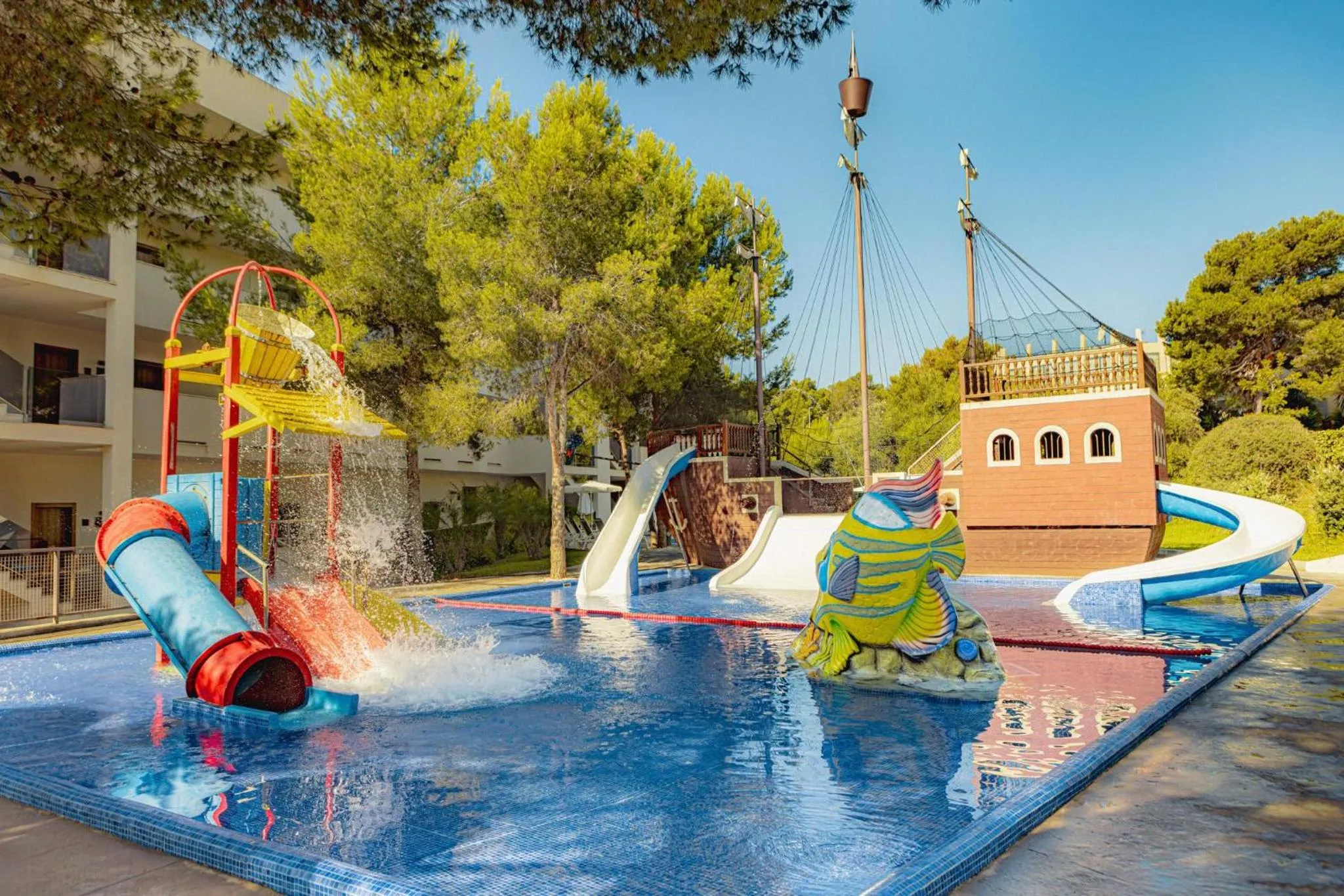 Activities in Zafiro Palace Palmanova