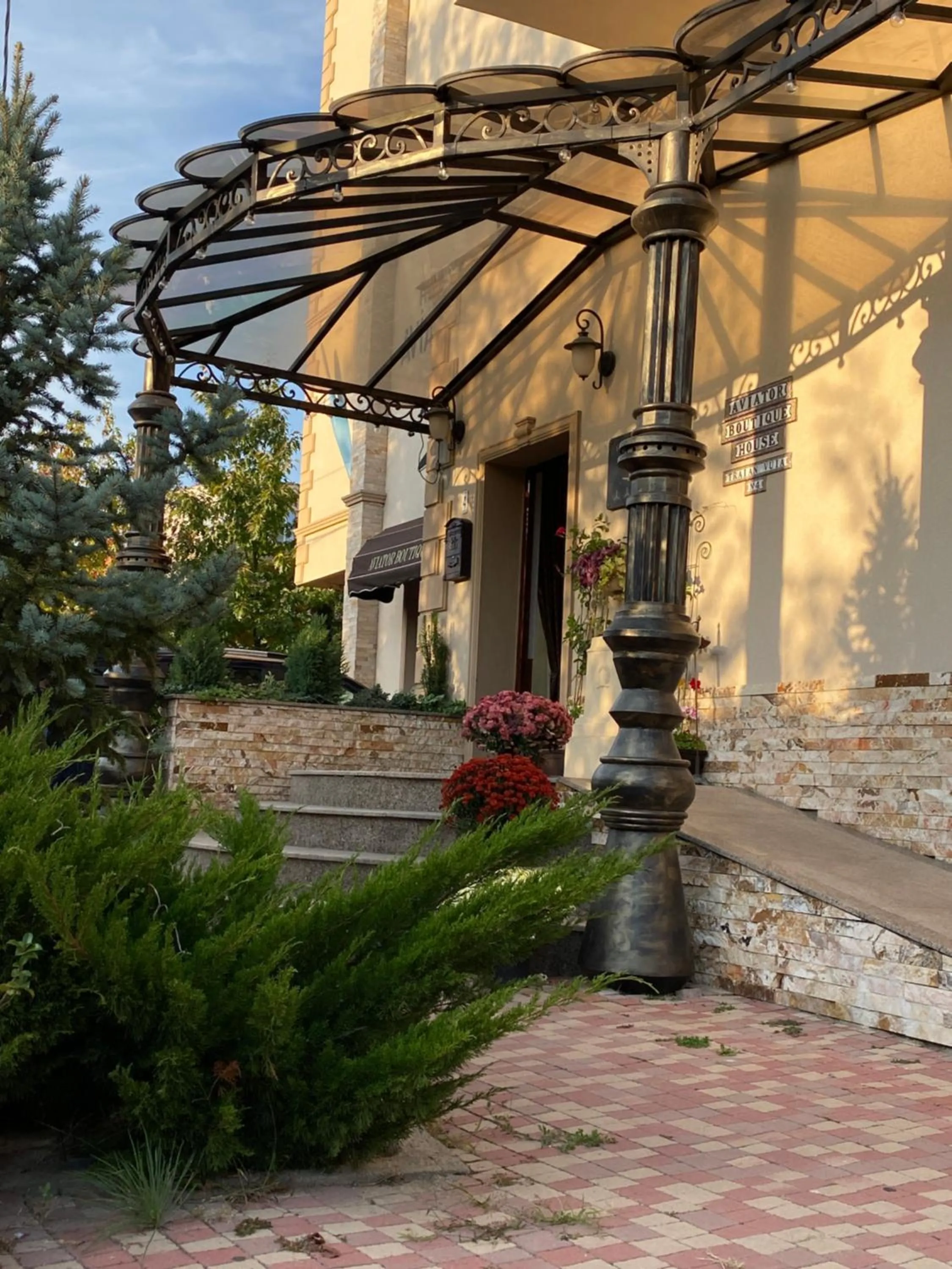 Floor plan in Hotel Aviator Boutique