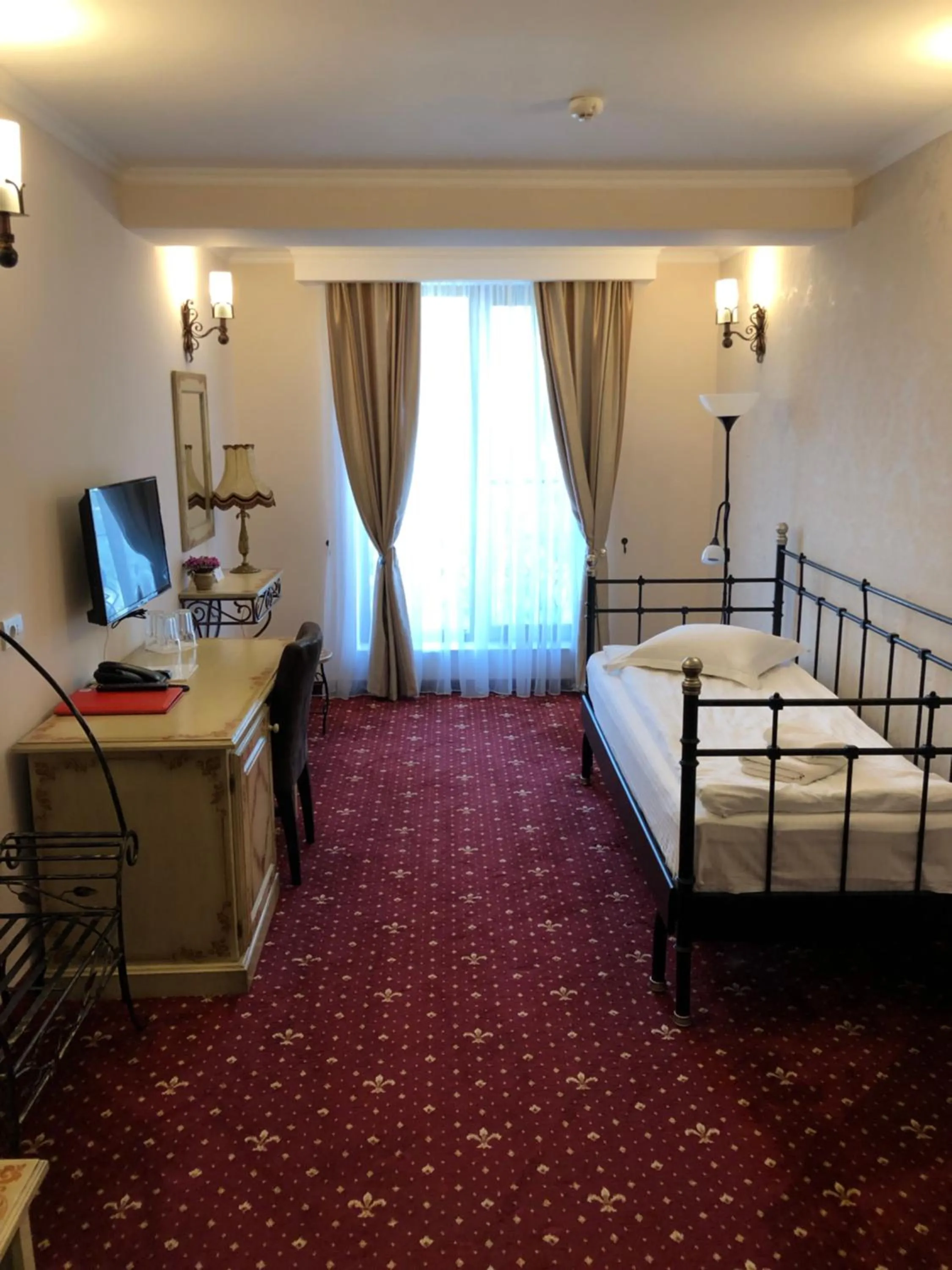 Bed in Hotel Aviator Boutique