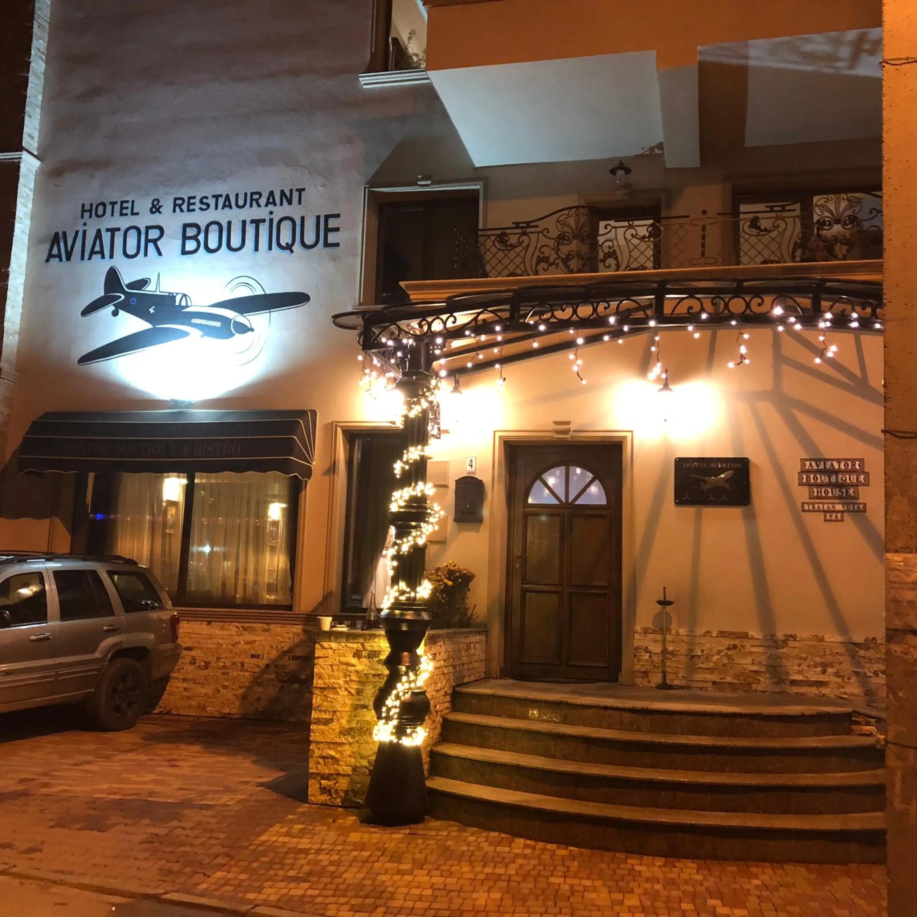 Facade/entrance in Hotel Aviator Boutique