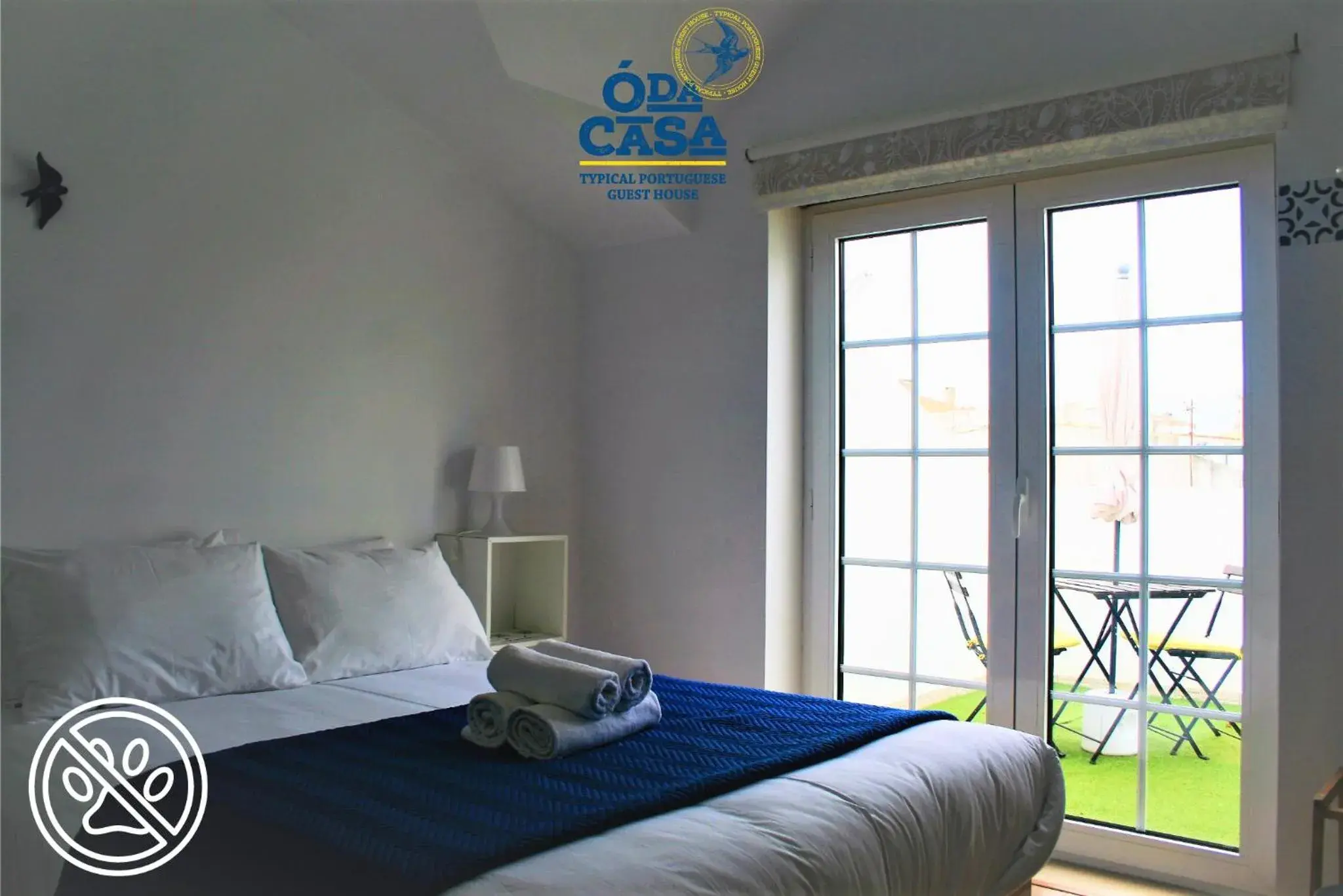 Double Room with Balcony in Ó da Casa Double Room with Balcony in Ó da Casa