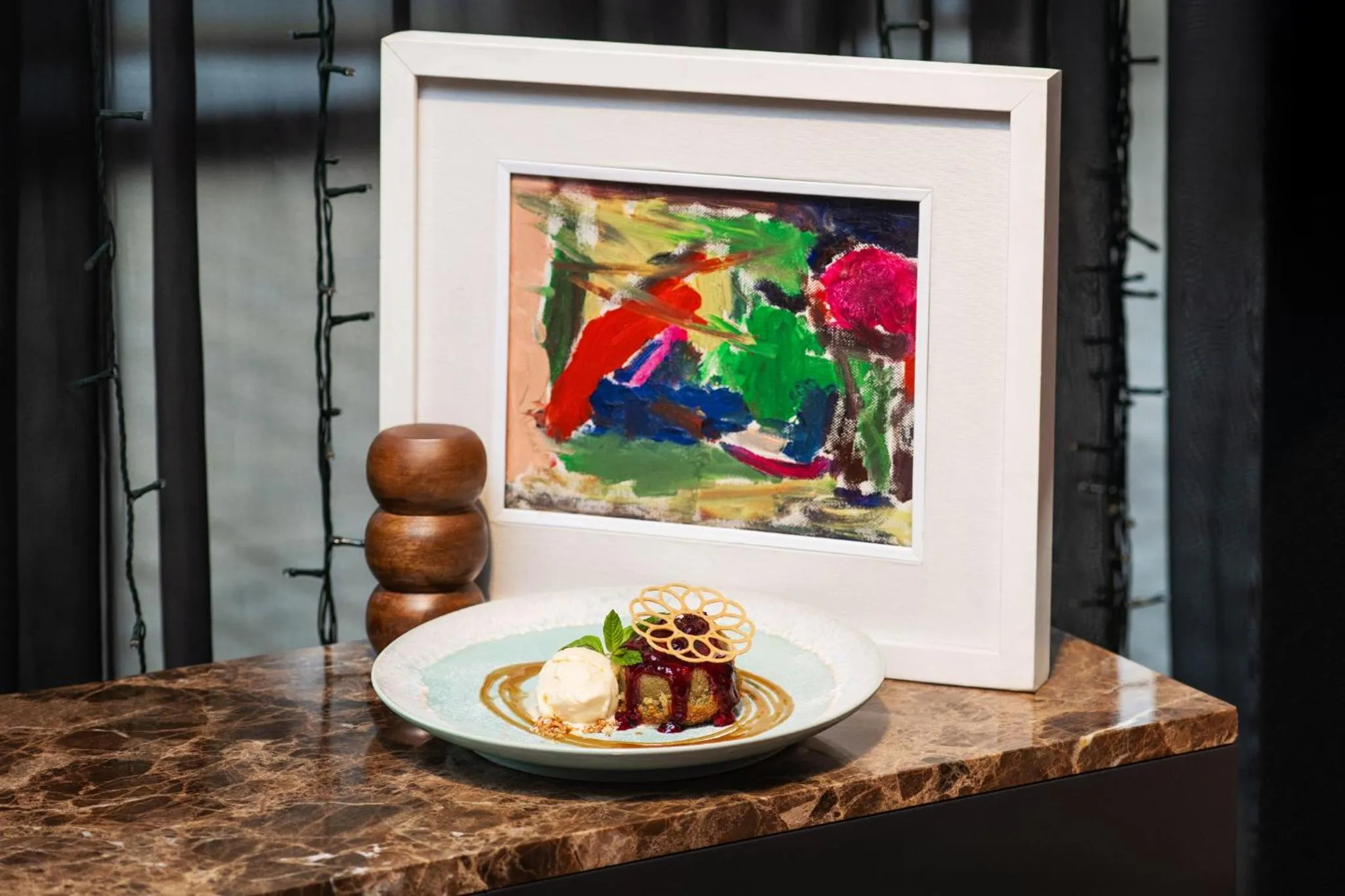 Restaurant/places to eat in Crowne Plaza Podgorica by IHG