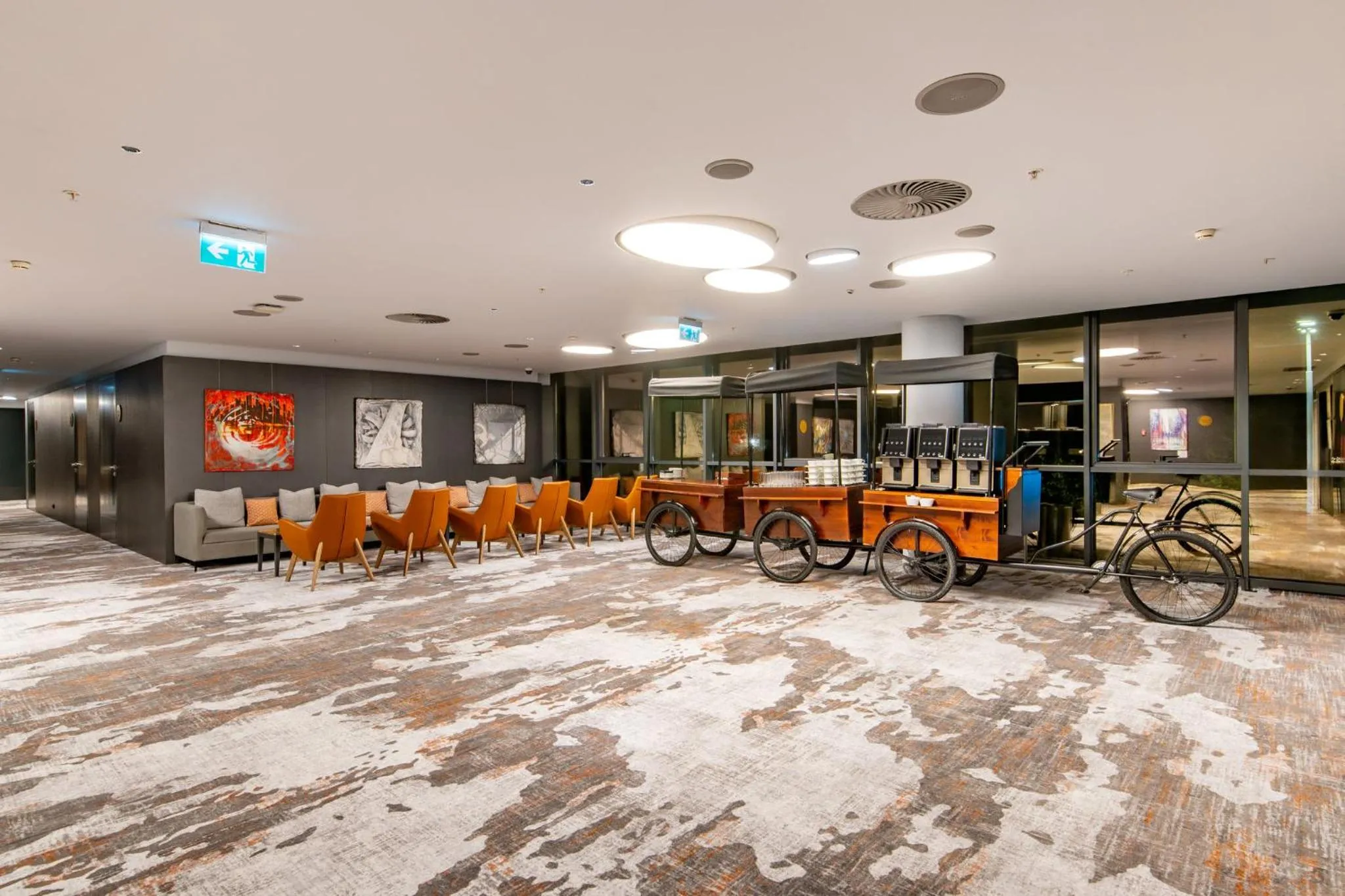 Lobby or reception in Crowne Plaza Podgorica by IHG