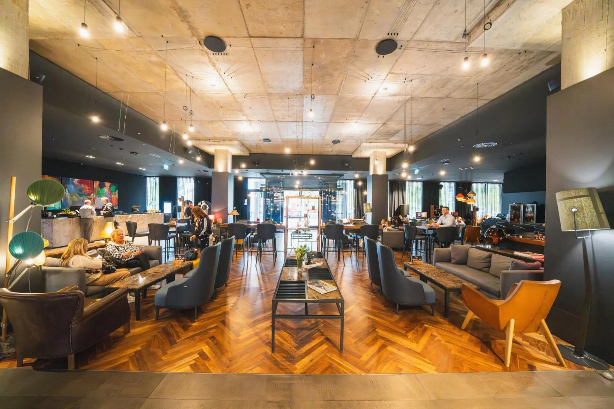 Restaurant/places to eat in CUE Podgorica