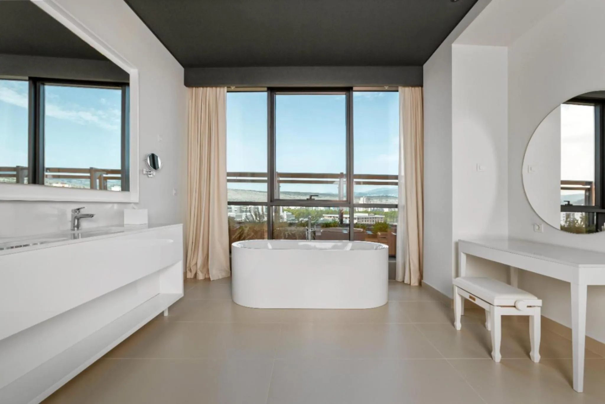 Bathroom, Bed in CUE Podgorica