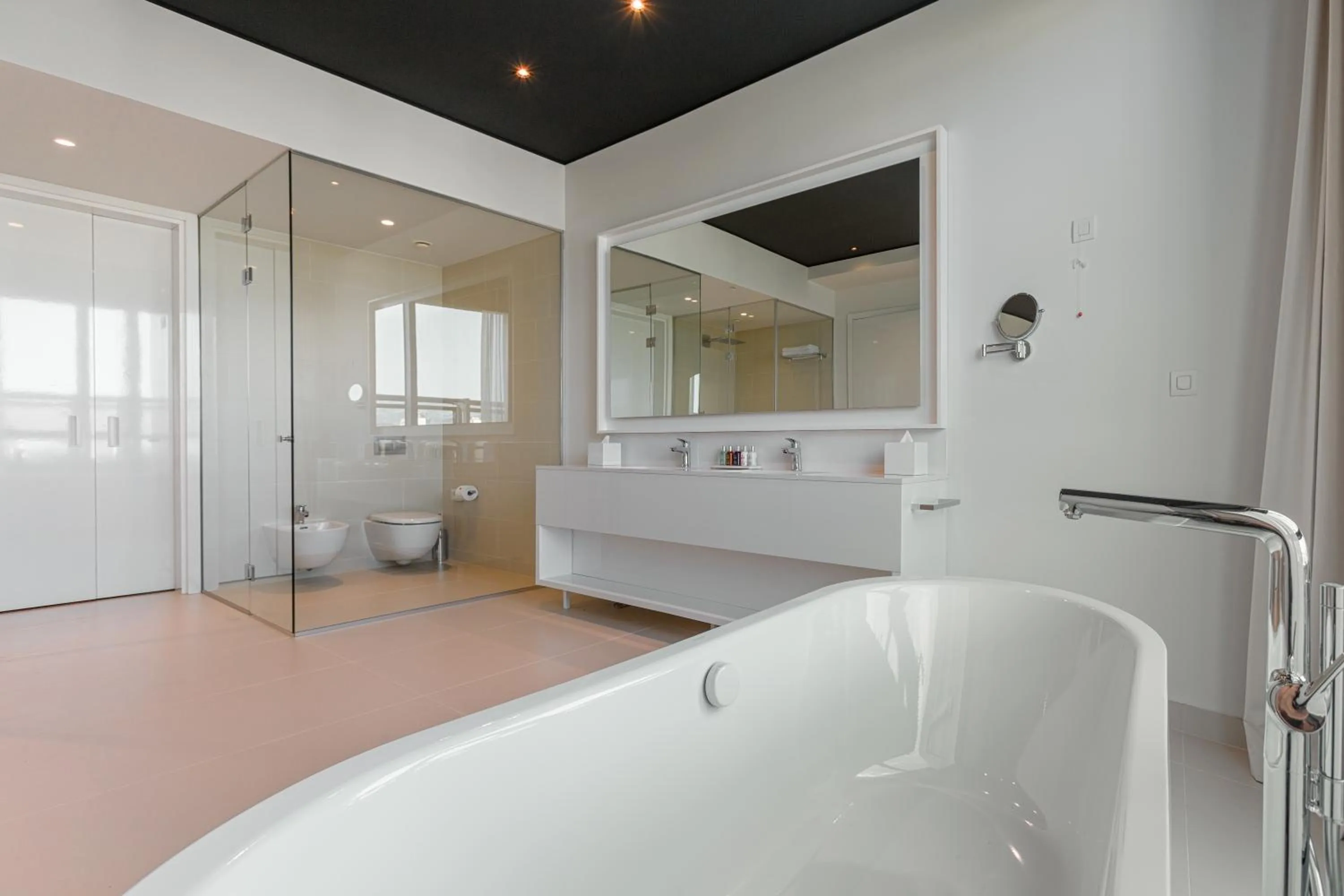 Bathroom in CUE Podgorica