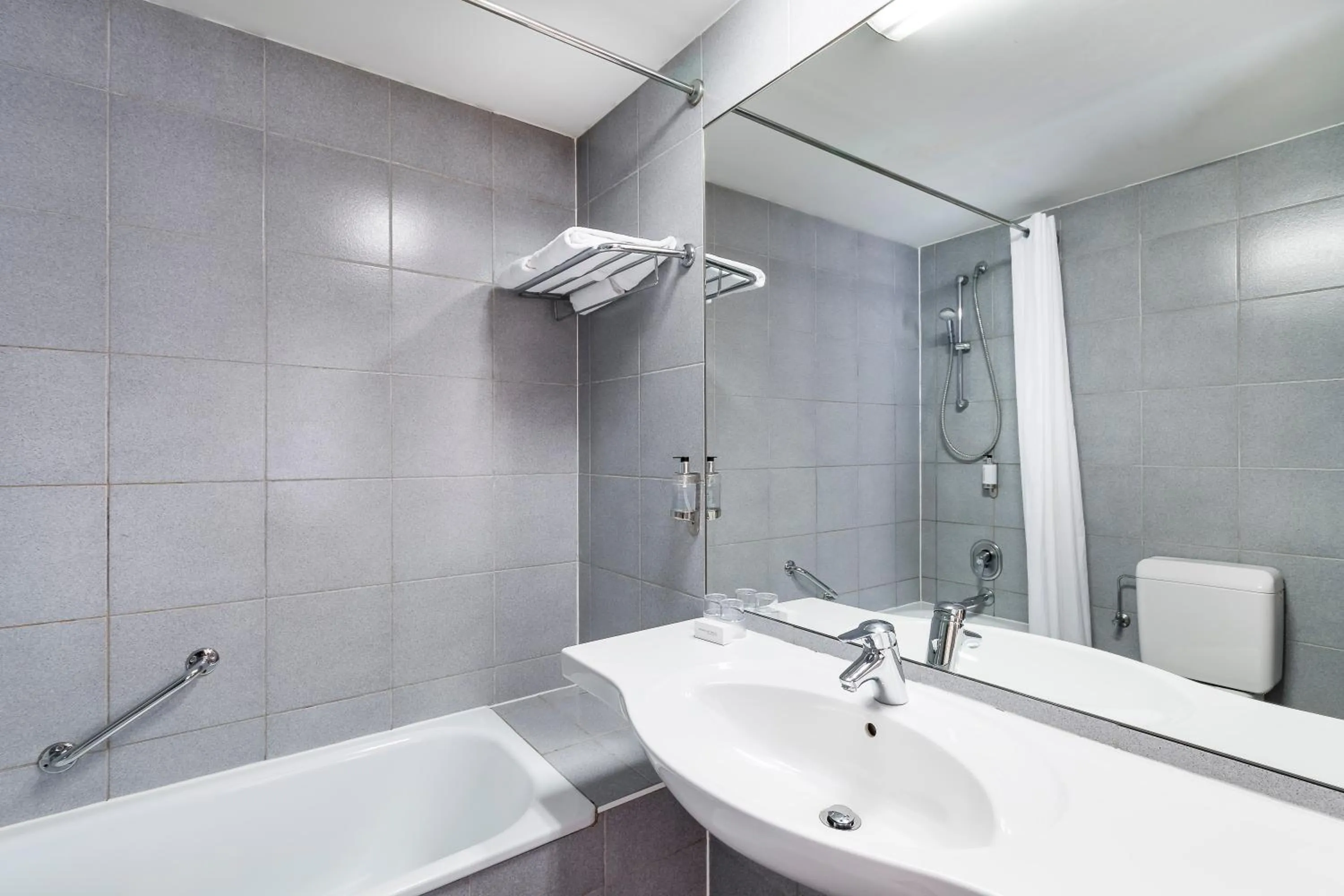 Bathroom in Astoria Hotel Antwerp