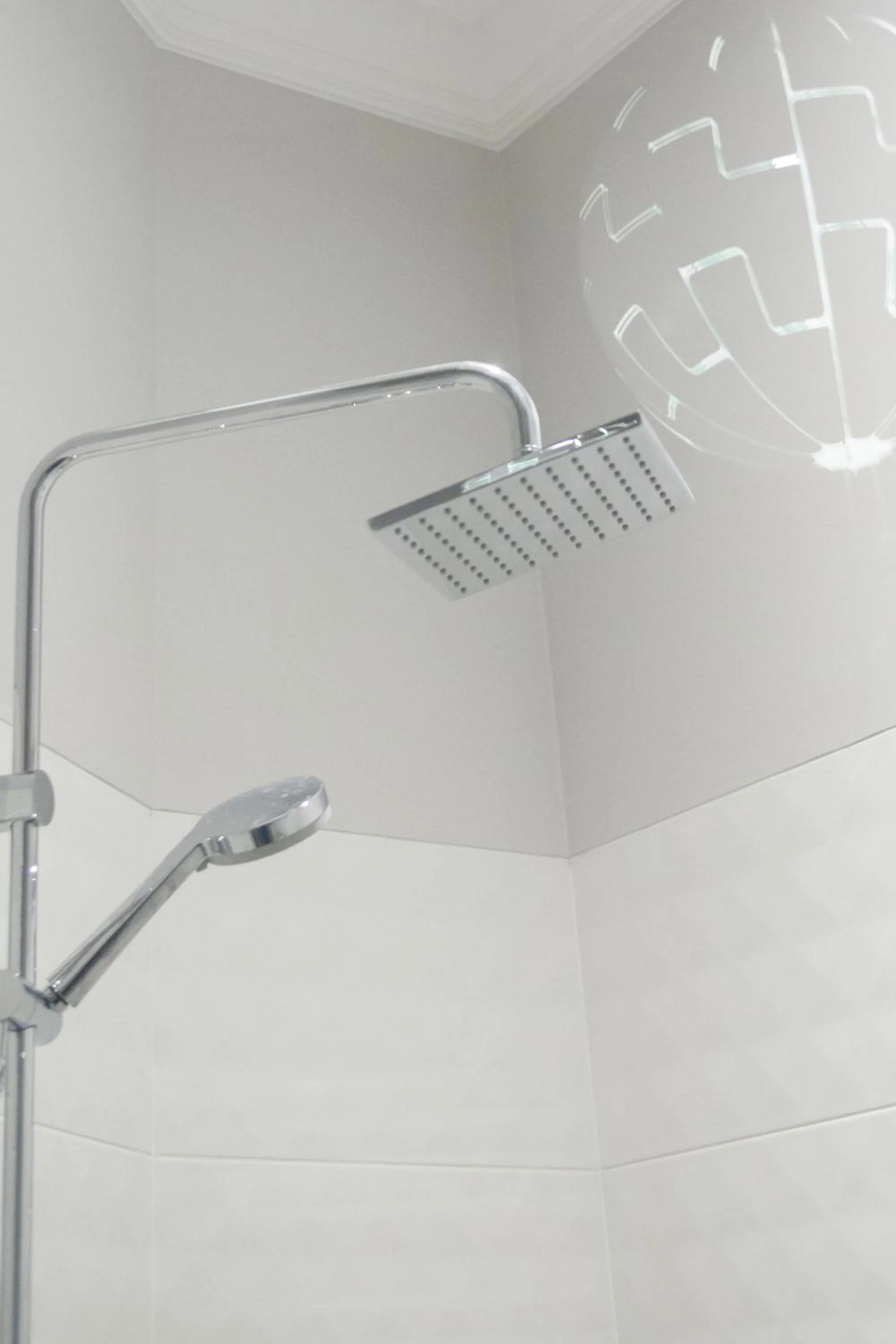 Shower in Dream Team Zamoyskiego