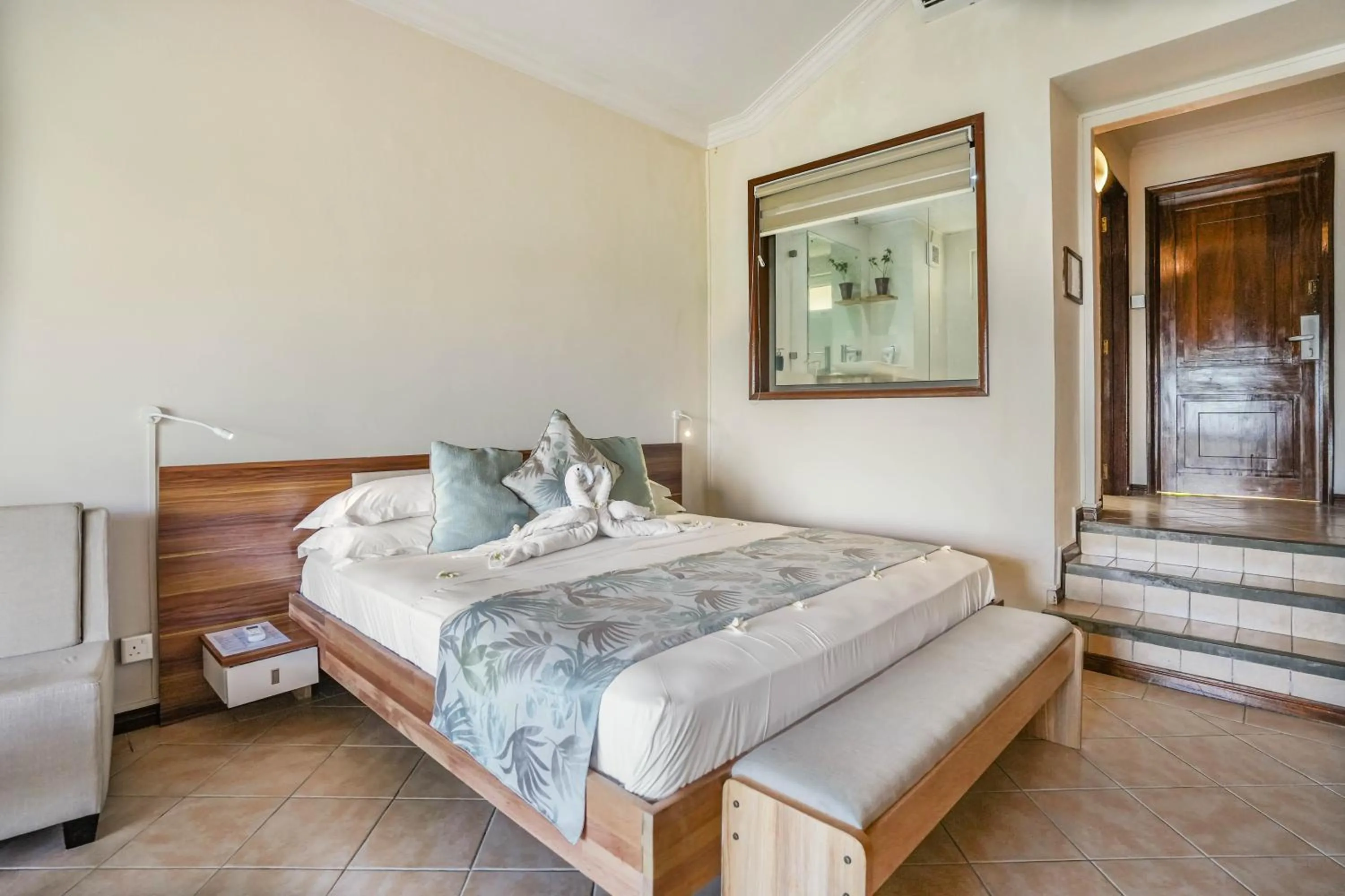 Bed in Le Peninsula Bay Beach Resort & Spa