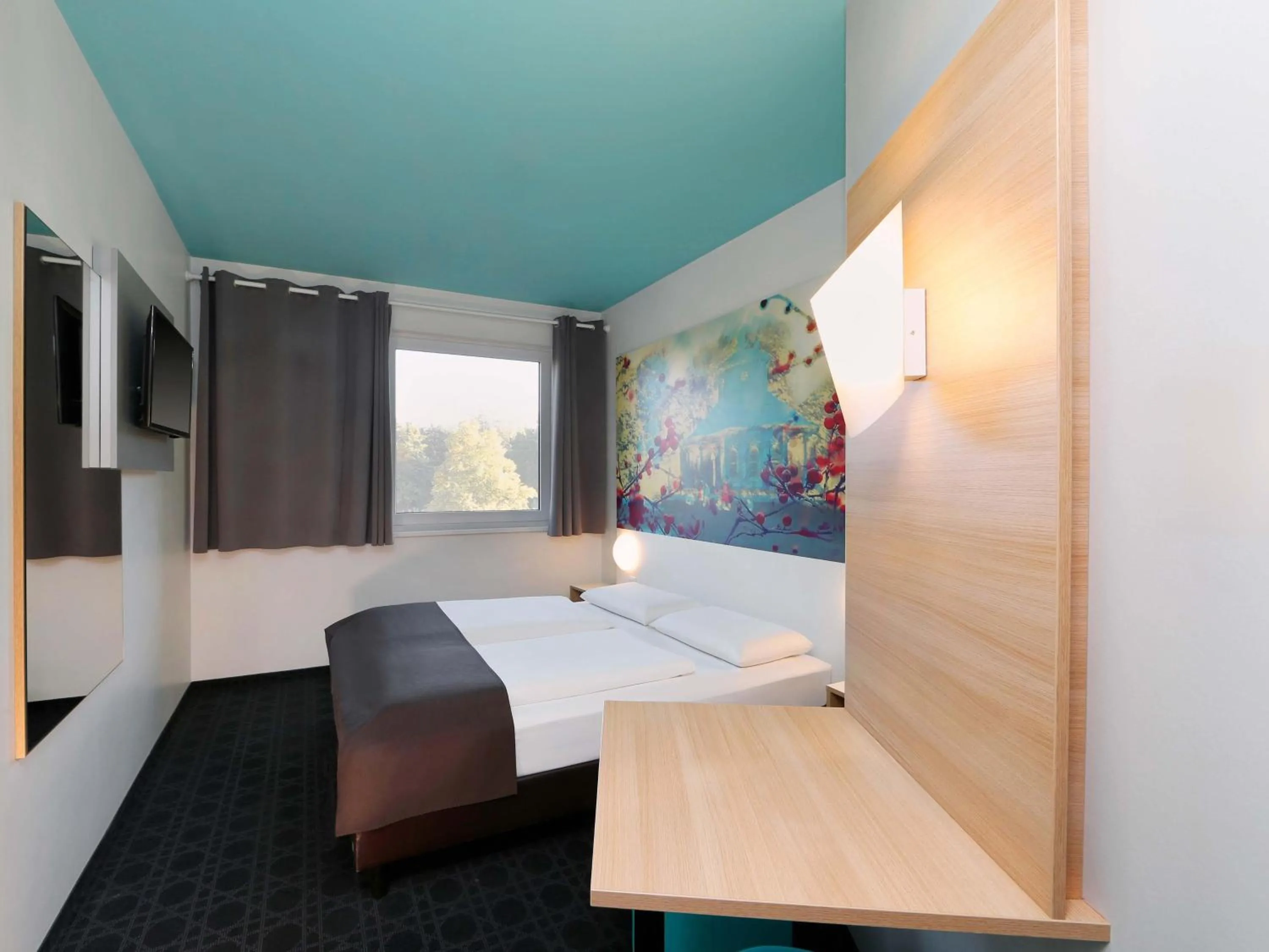 Bed in B&B Hotel Potsdam