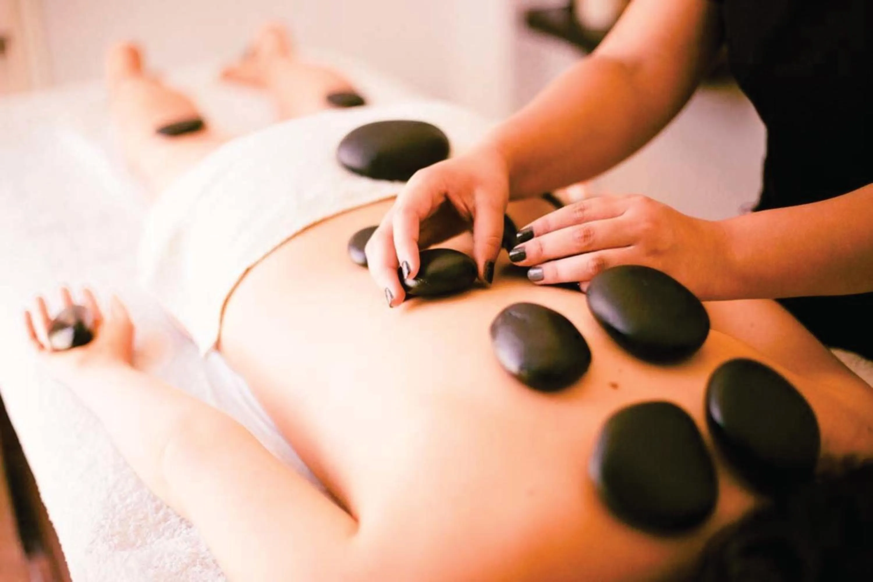 Massage in Pualy Resort & Spa