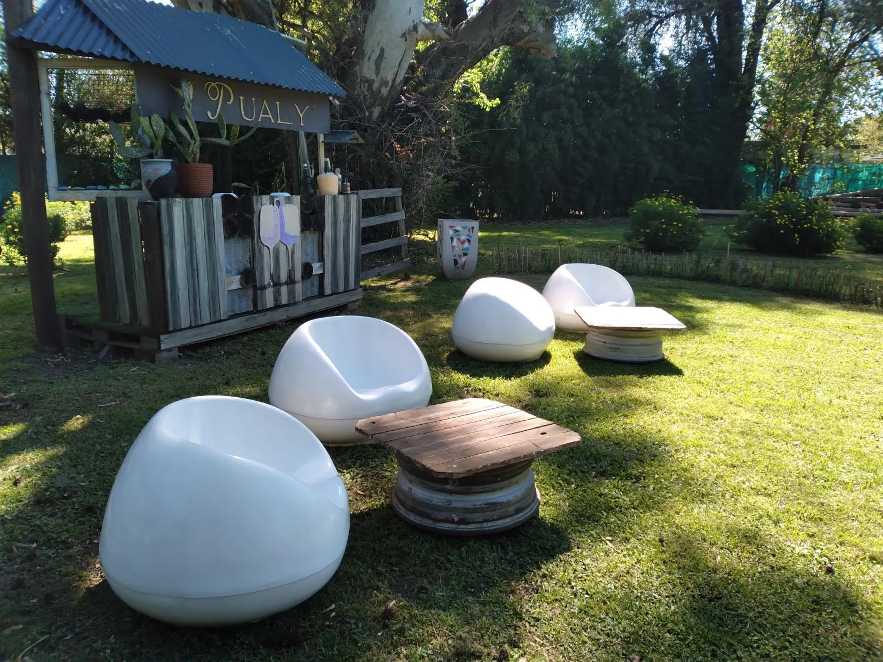 Property building in Pualy Resort & Spa