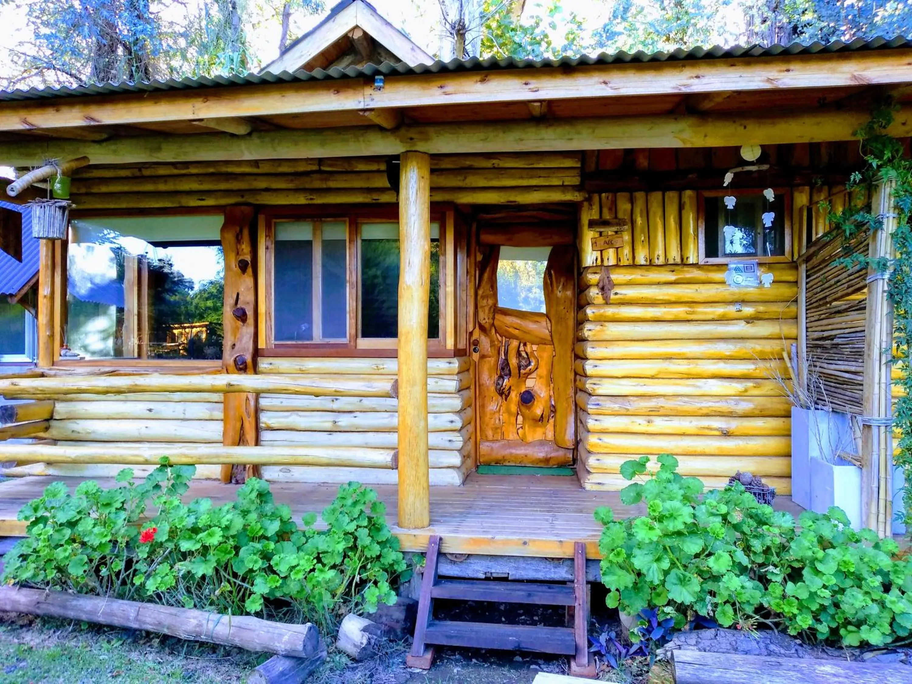 Facade/entrance in Pualy Resort & Spa