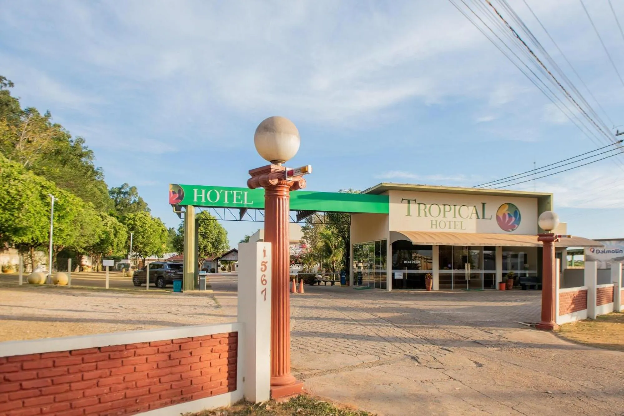 Day in Hotel Tropical Garden