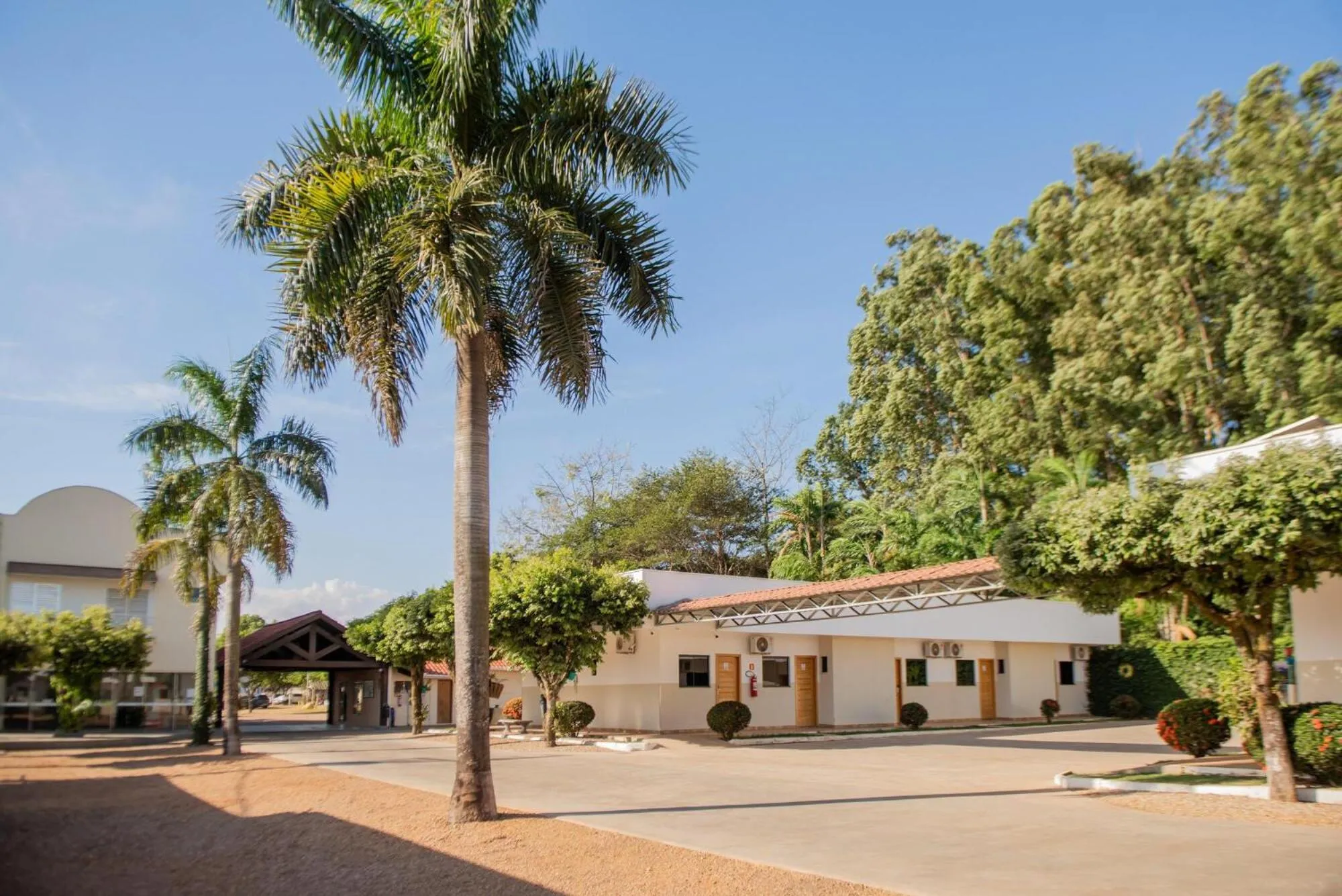 Property building in Hotel Tropical Garden