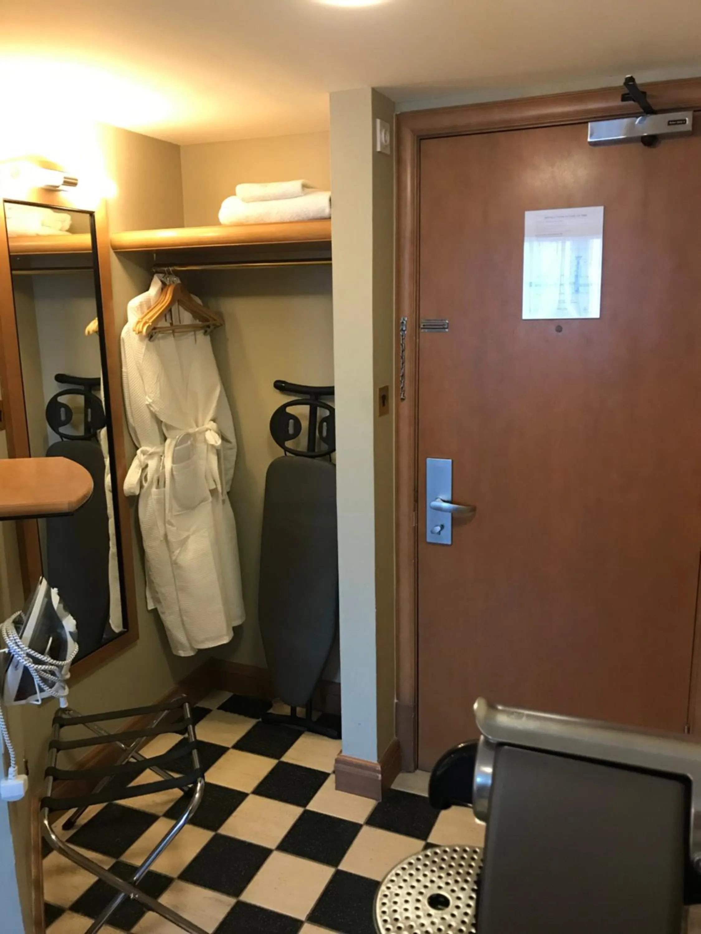 Bedroom, Bathroom in Mercure Wetherby Hotel