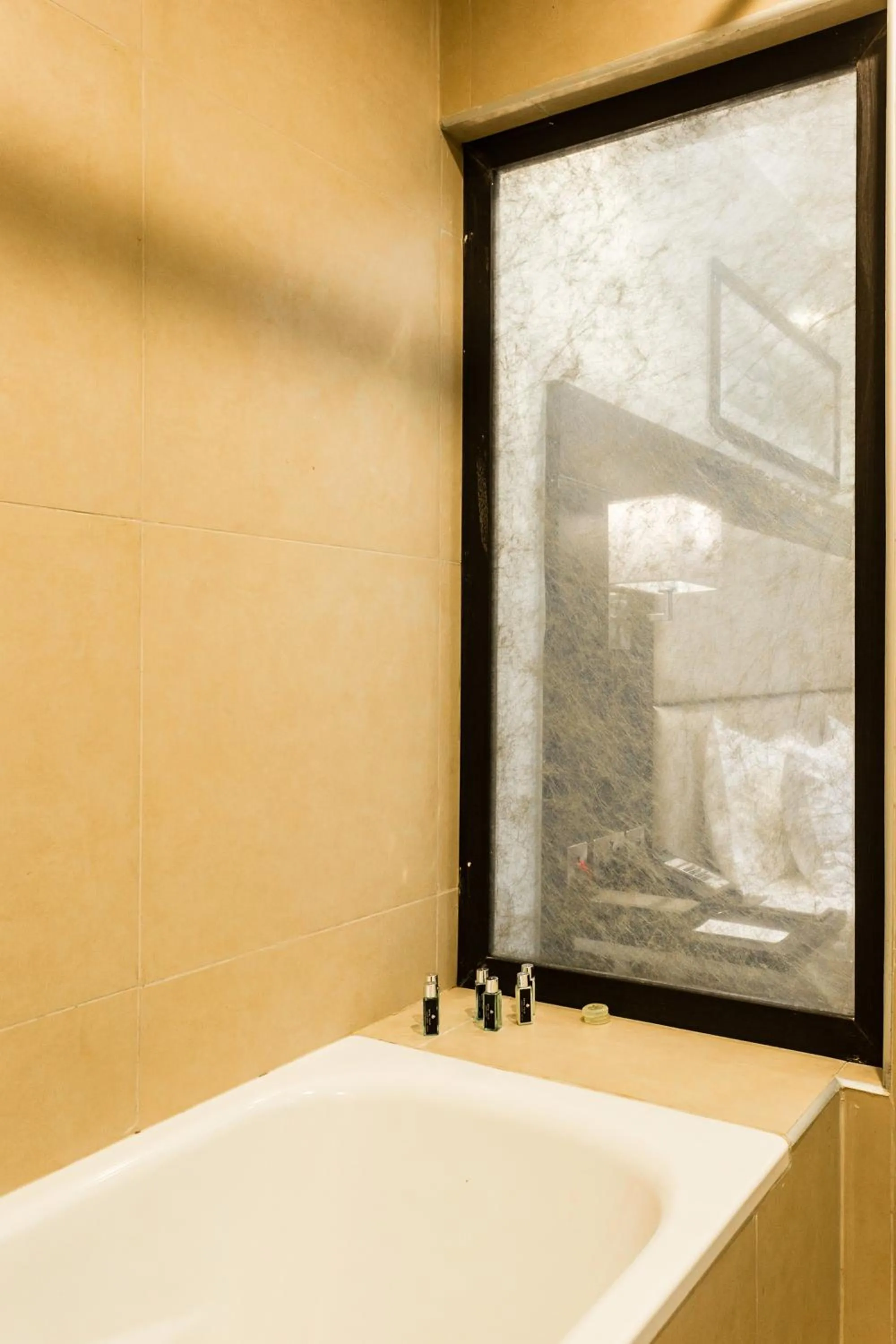 Bath in Royal Canaan Nairobi Hotel