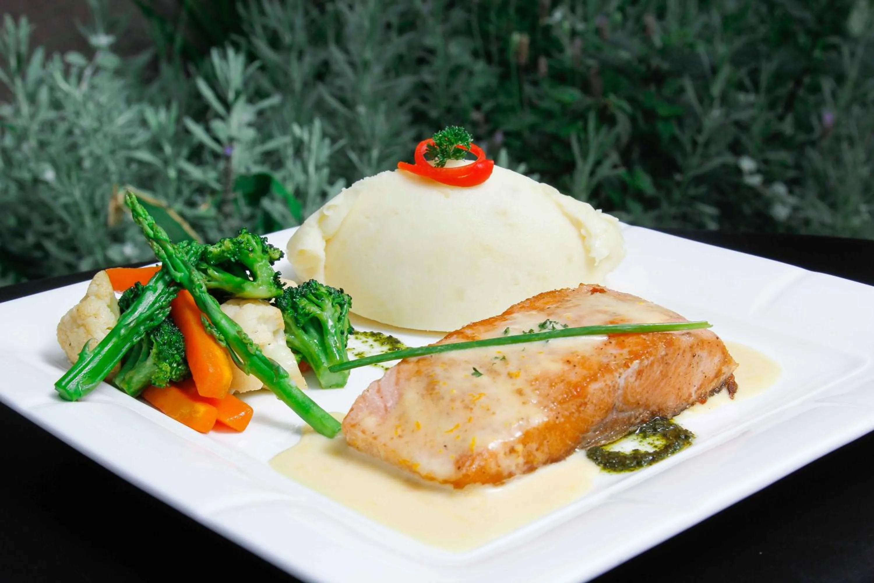 Restaurant/places to eat in Royal Canaan Nairobi Hotel