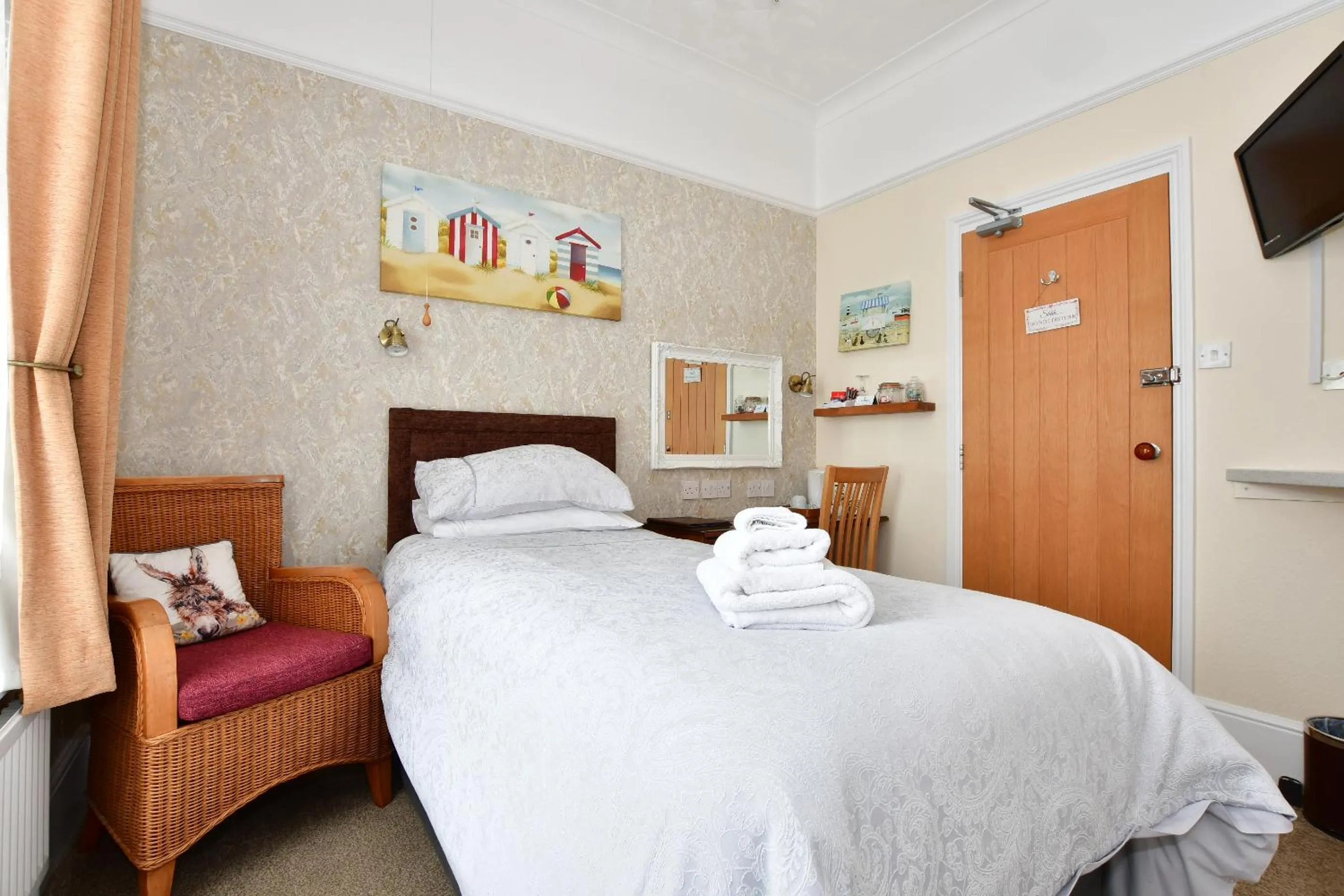 Bedroom, Bed in Grange Bank House