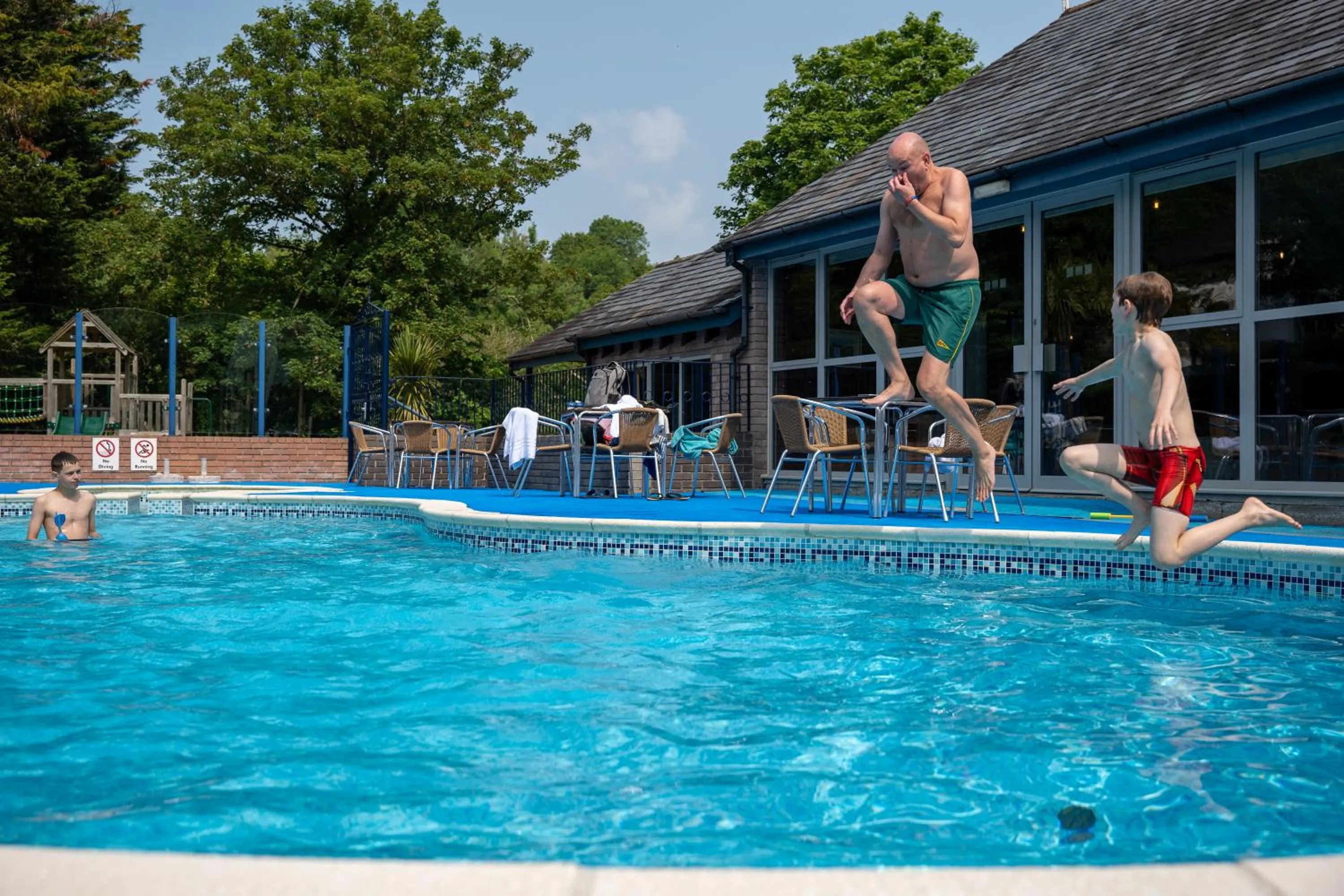 Restaurant/places to eat in The Valley