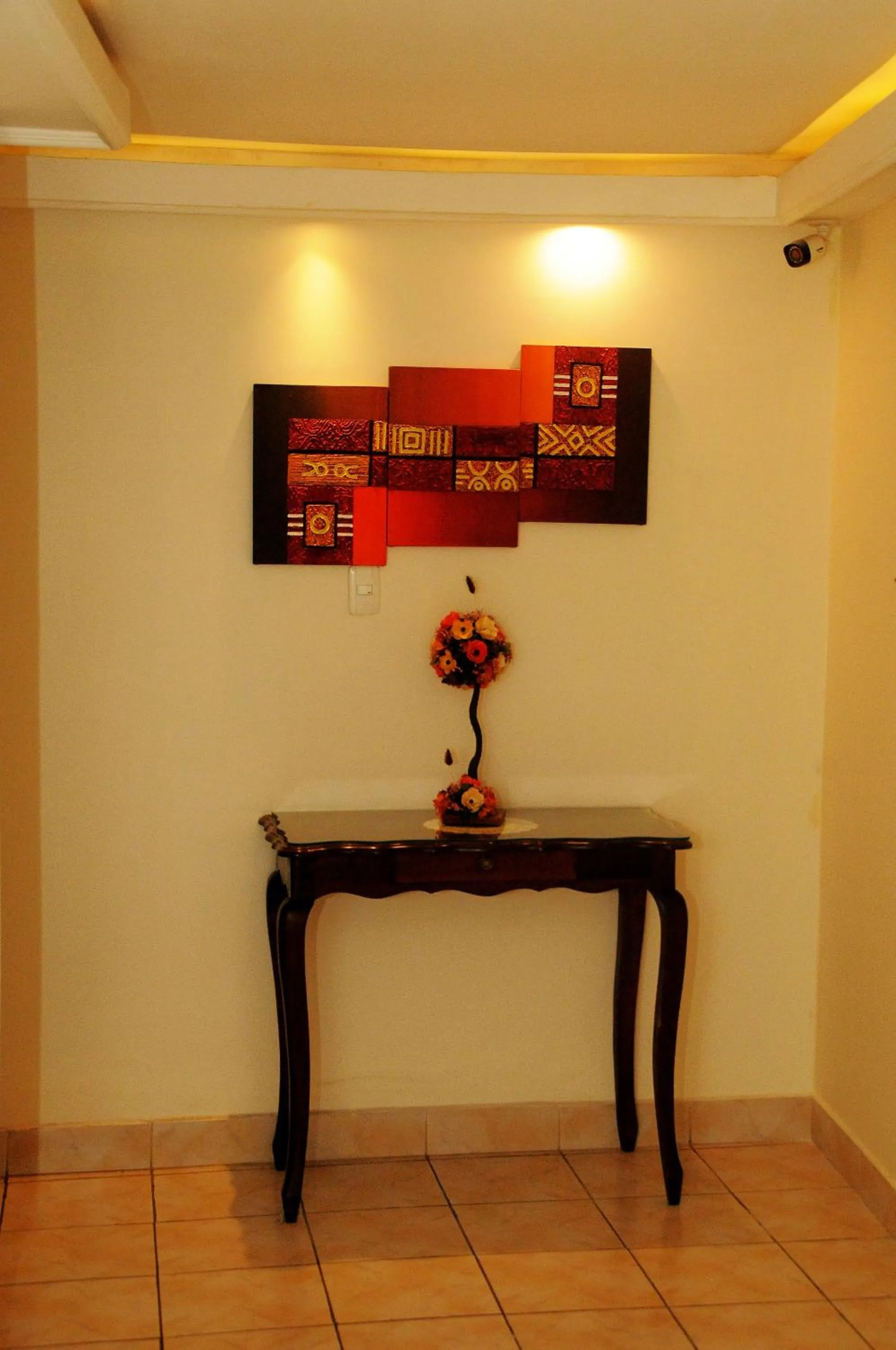 Decorative detail in Colony Inn Hotel