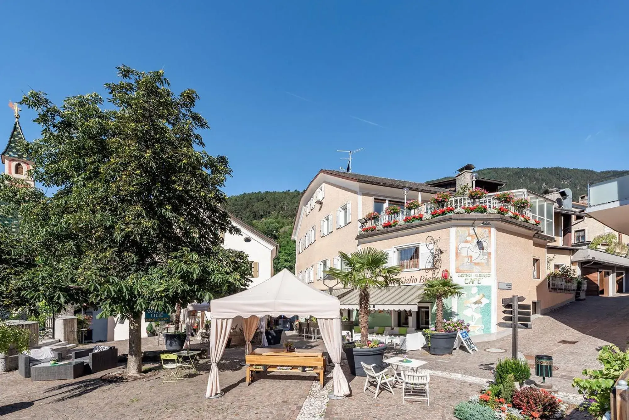 Hotel Weisse Lilie - B&B Hotel Weisse Lilie - B&B