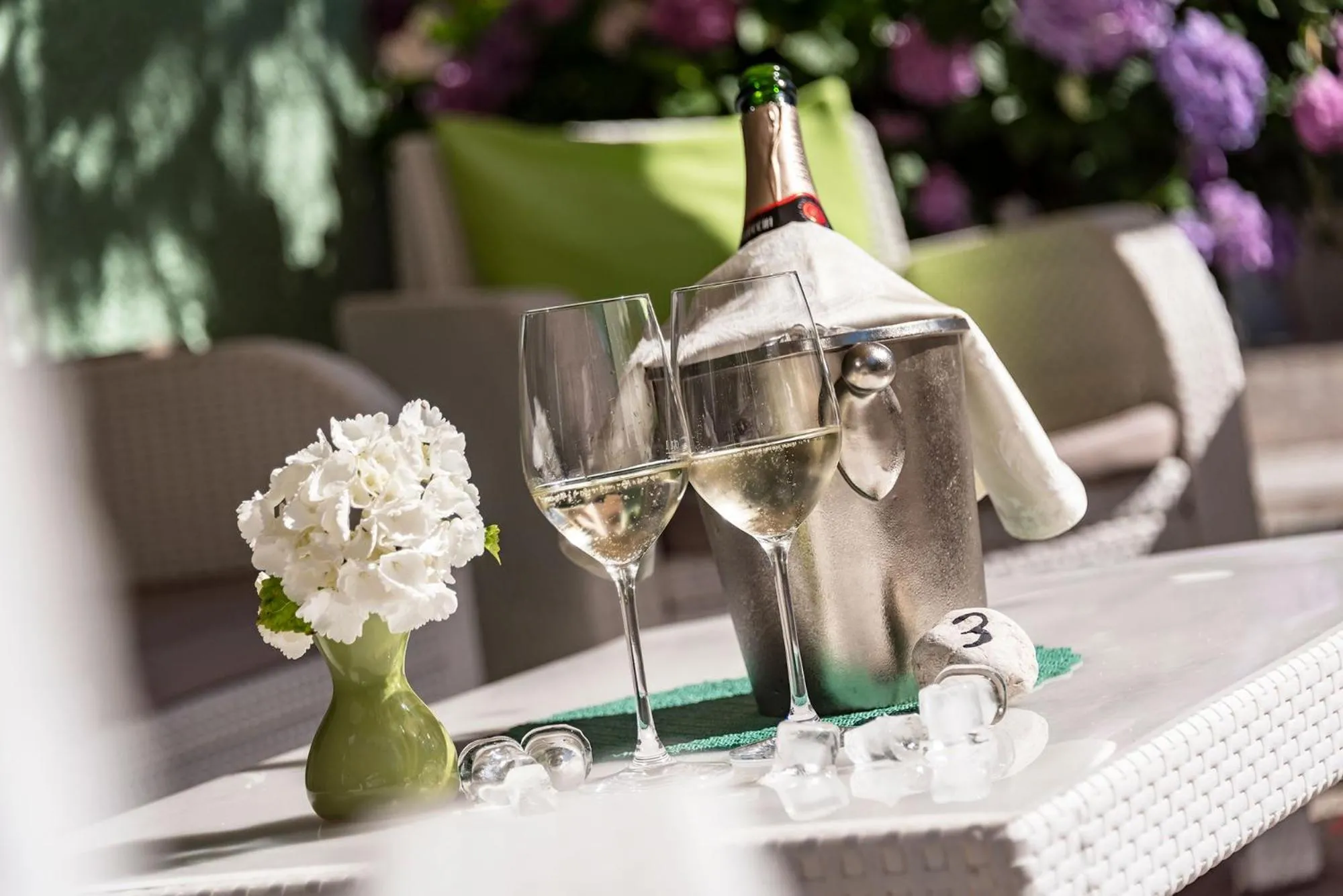 Drinks in Hotel Weisse Lilie - B&B