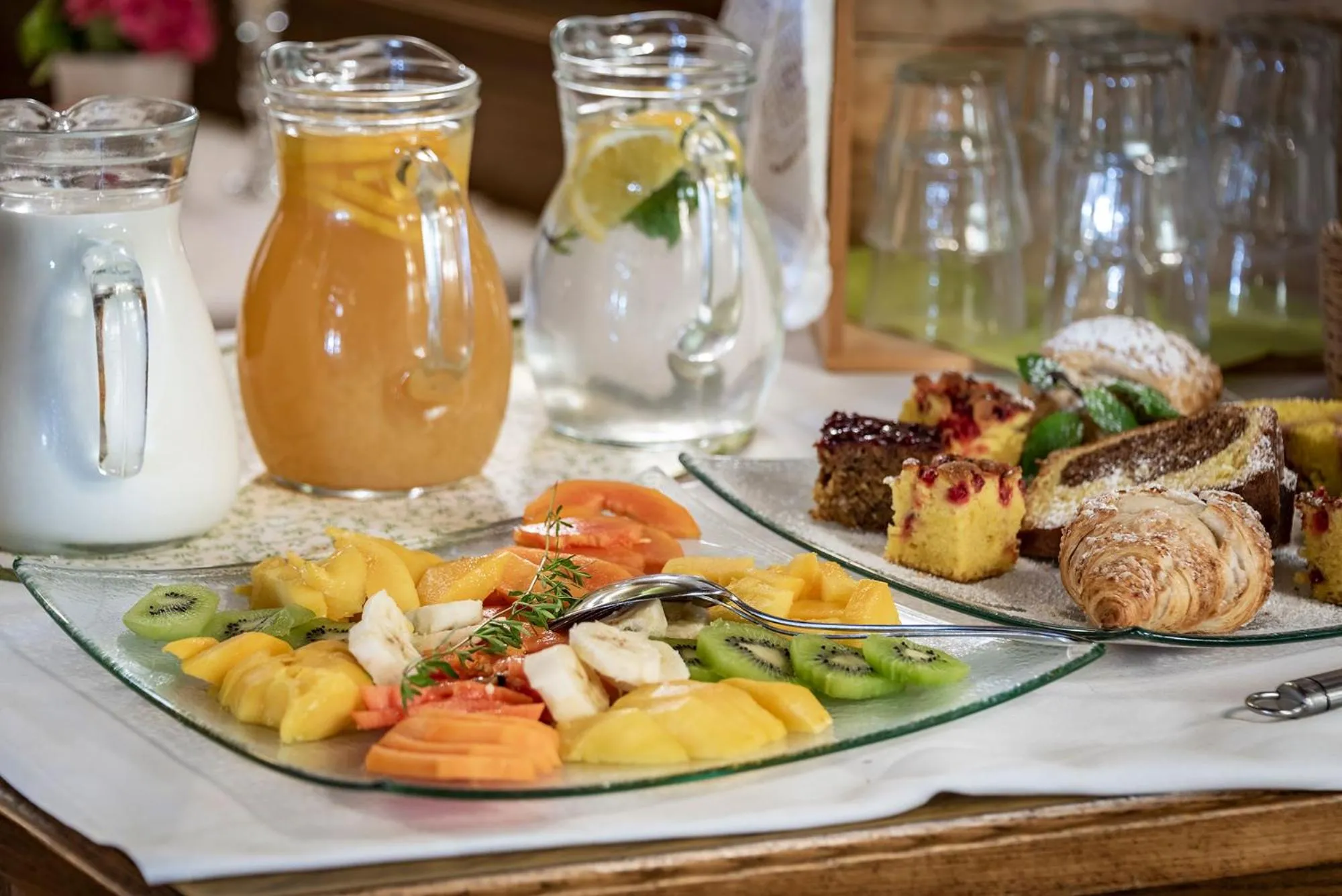 Food and drinks in Hotel Weisse Lilie - B&B