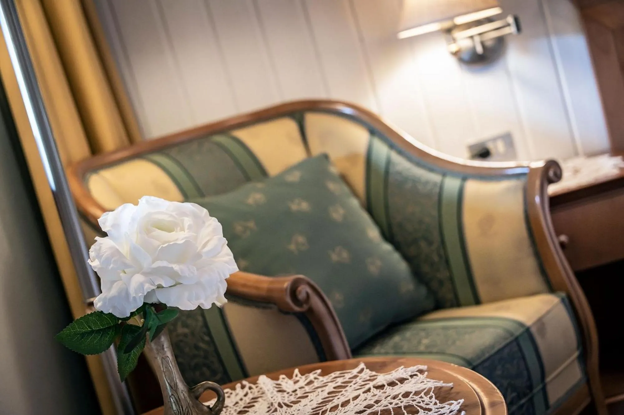 Seating area in Hotel Weisse Lilie - B&B