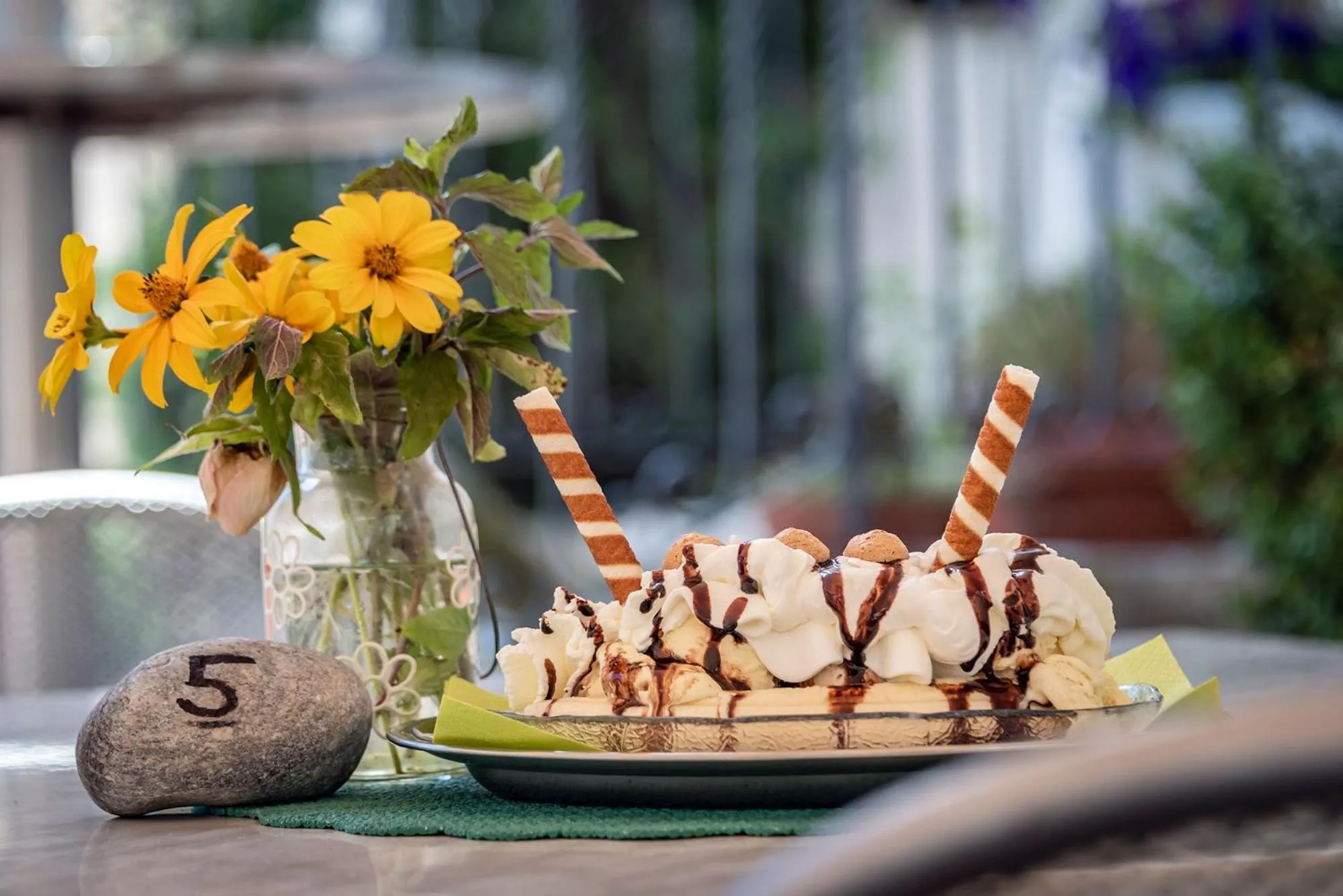 Restaurant/places to eat in Hotel Weisse Lilie - B&B