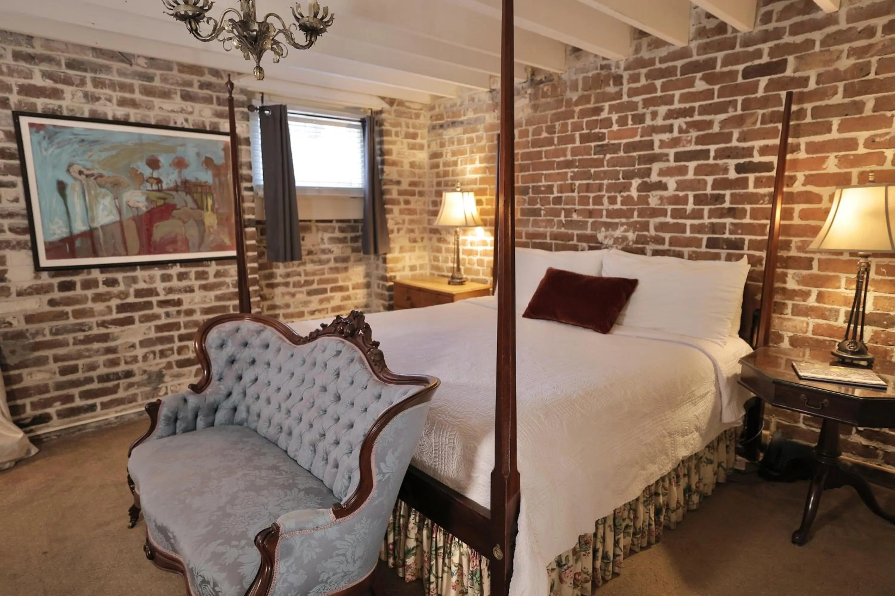 Bedroom, Bed in Foley House Inn