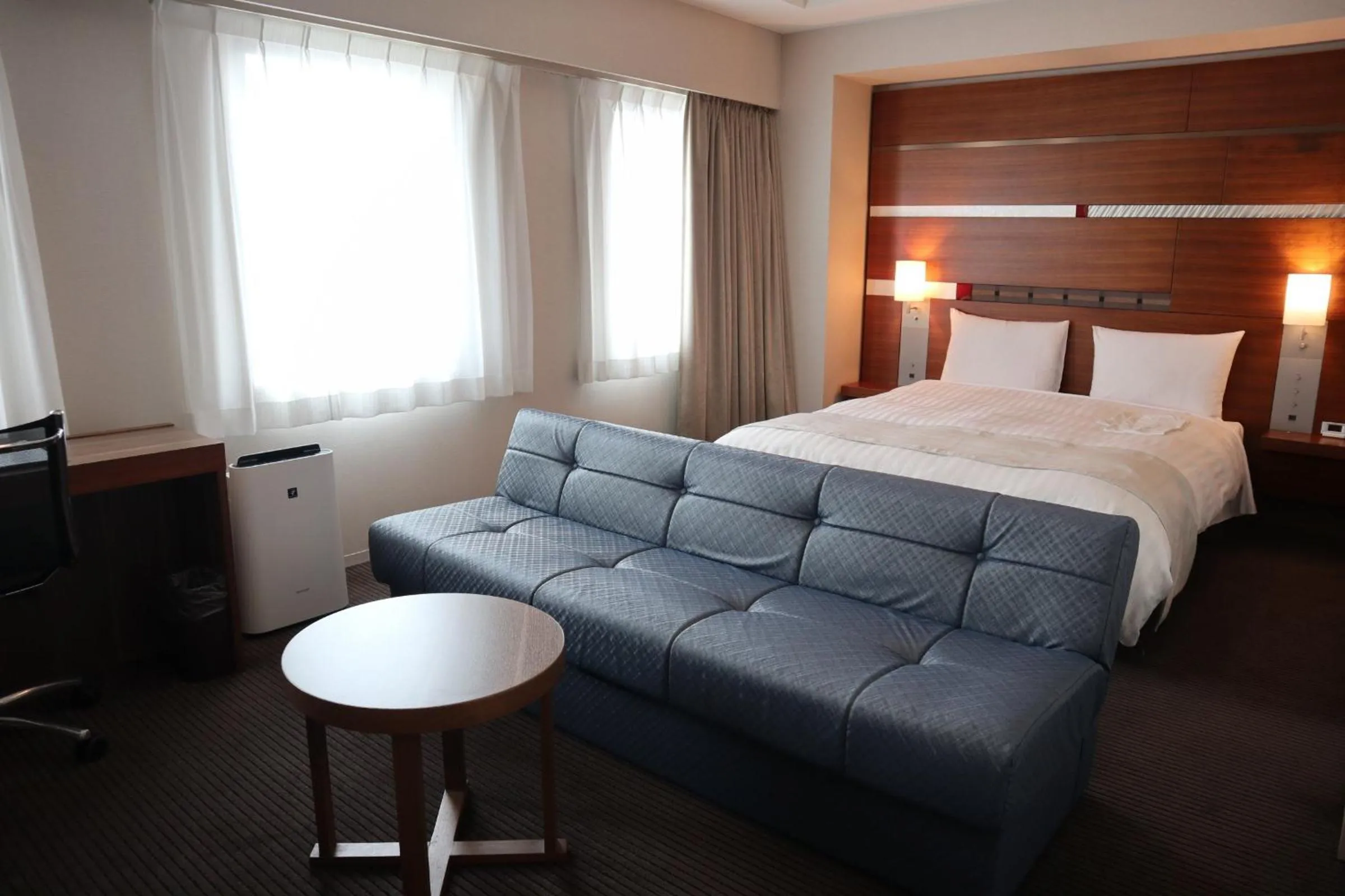 Seating Area in JR-EAST Hotel Mets Niigata