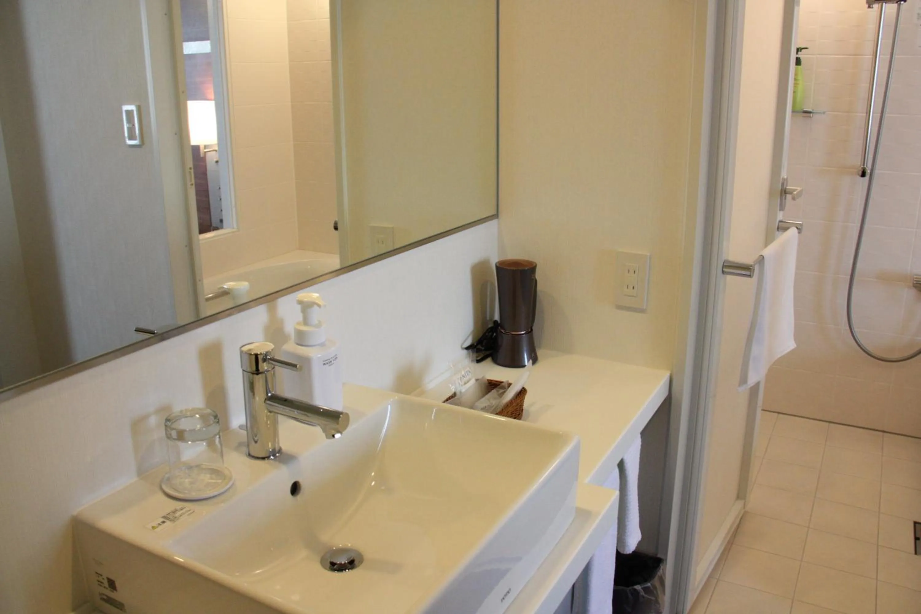 Bathroom in JR-EAST Hotel Mets Niigata